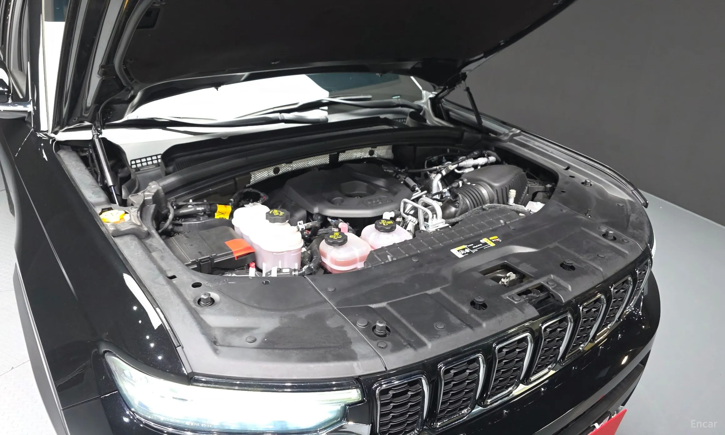 Jeep Grand Cherokee (WL) превью 6