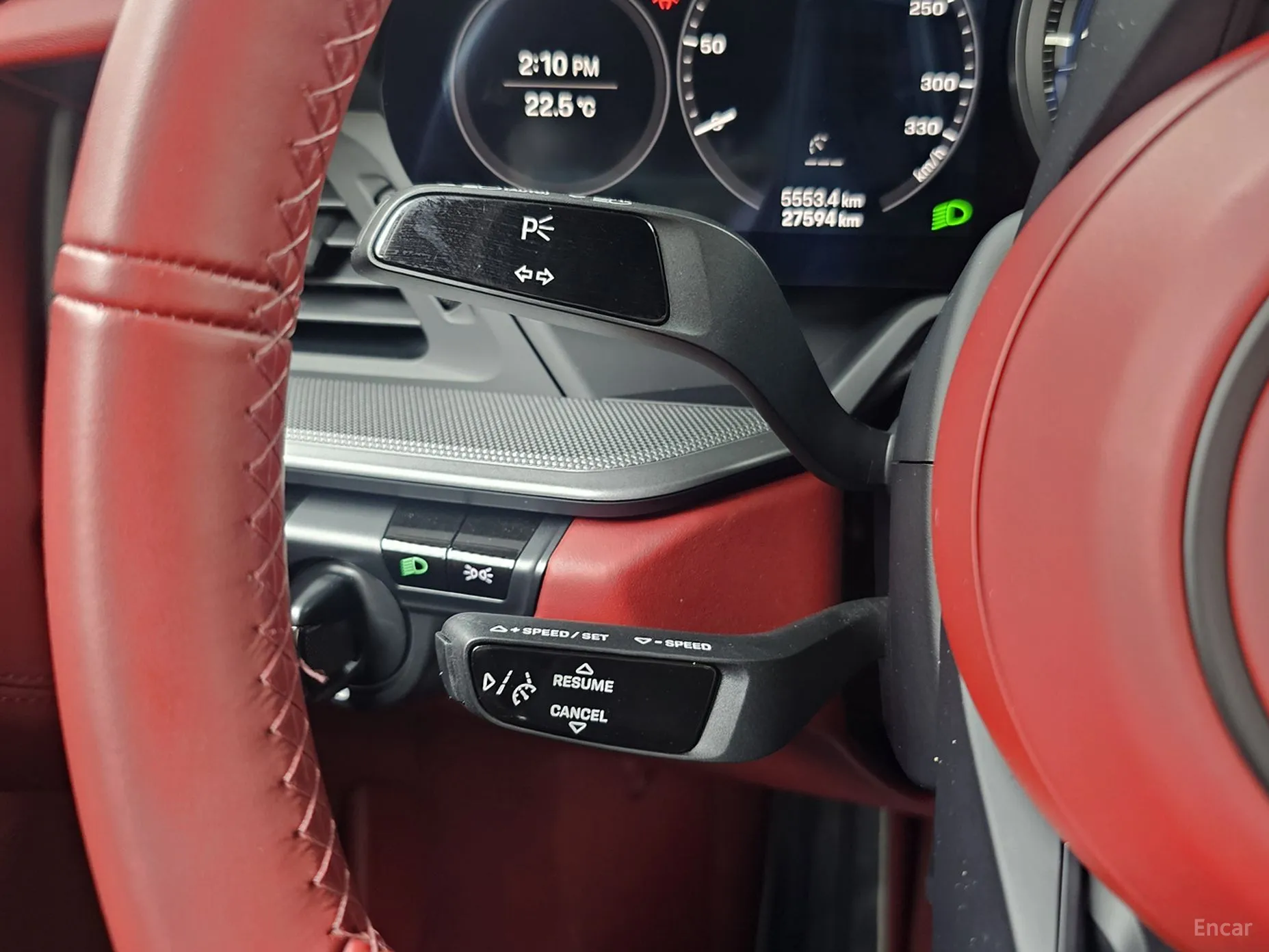 Porsche 911 (992) превью 16