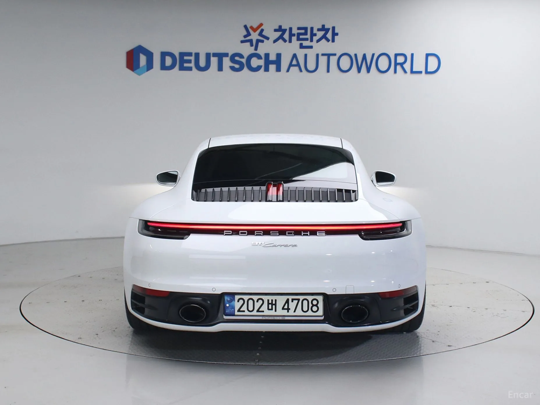 Porsche 911 (992) превью 4