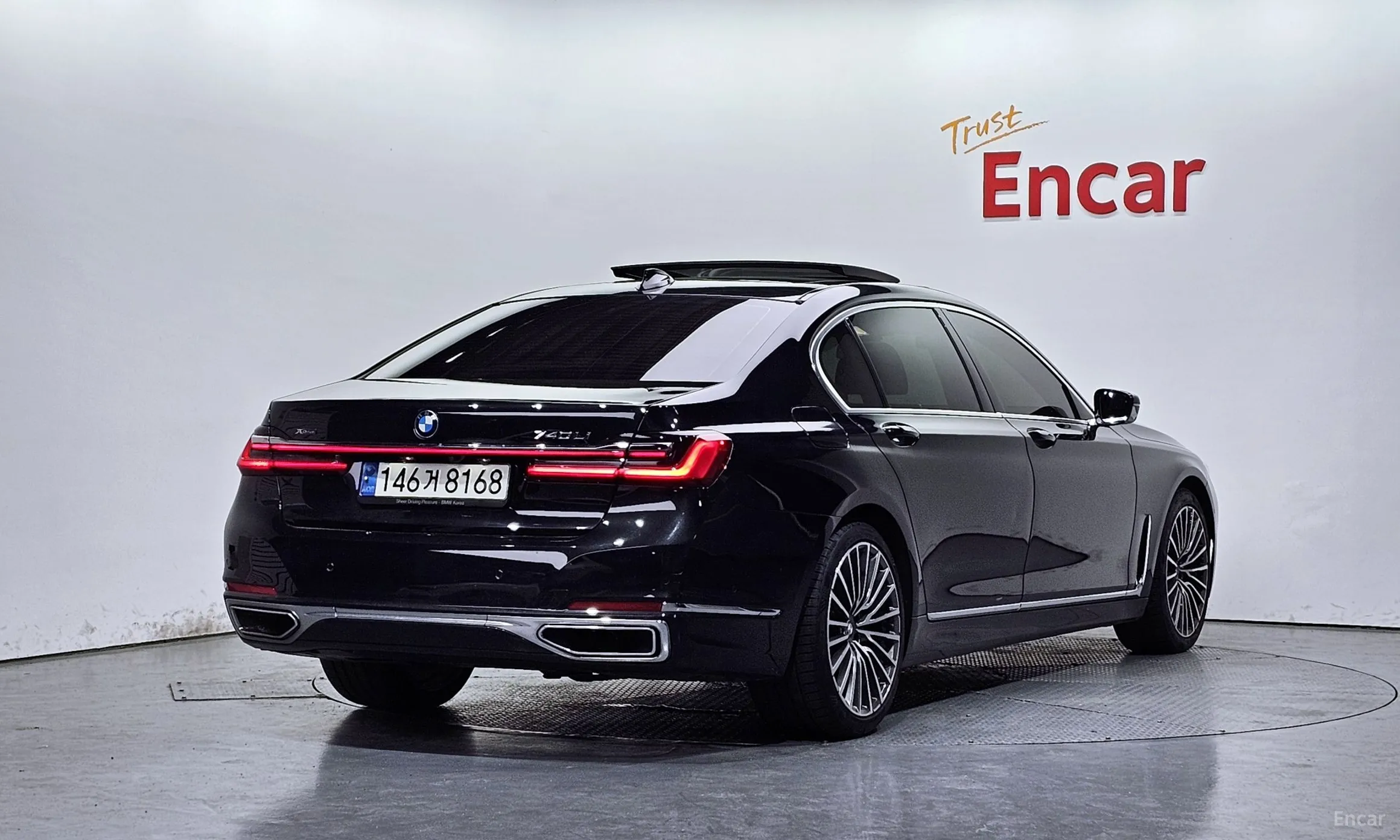 BMW 7 Series (G11)