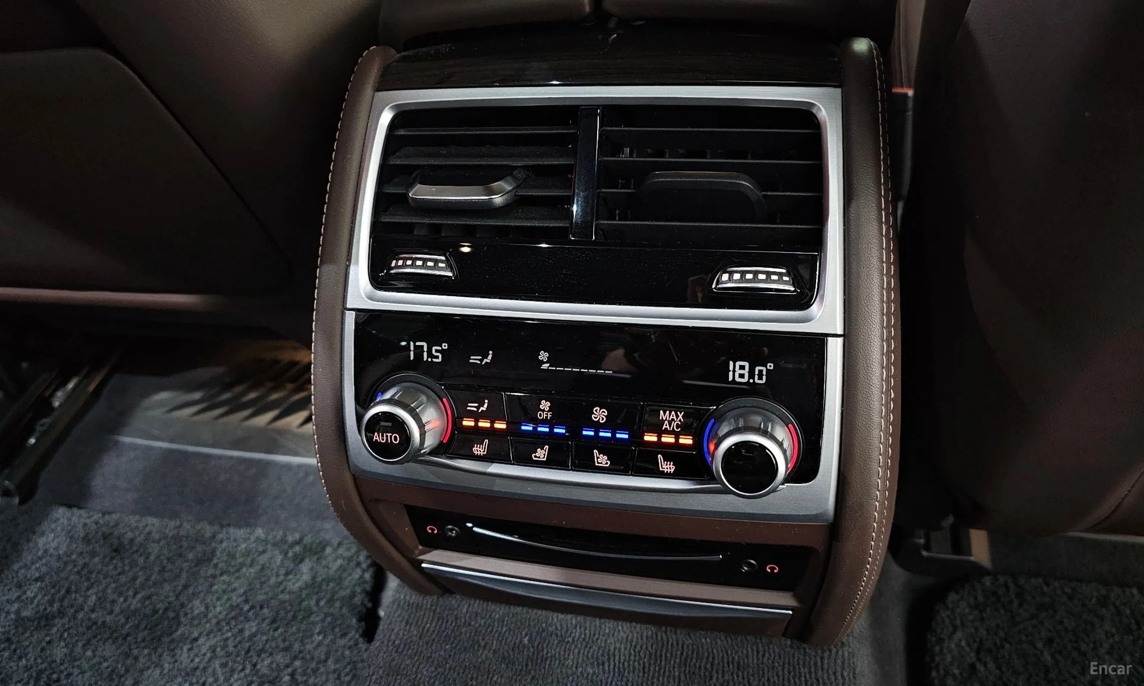 BMW 7 Series (G11) превью 17