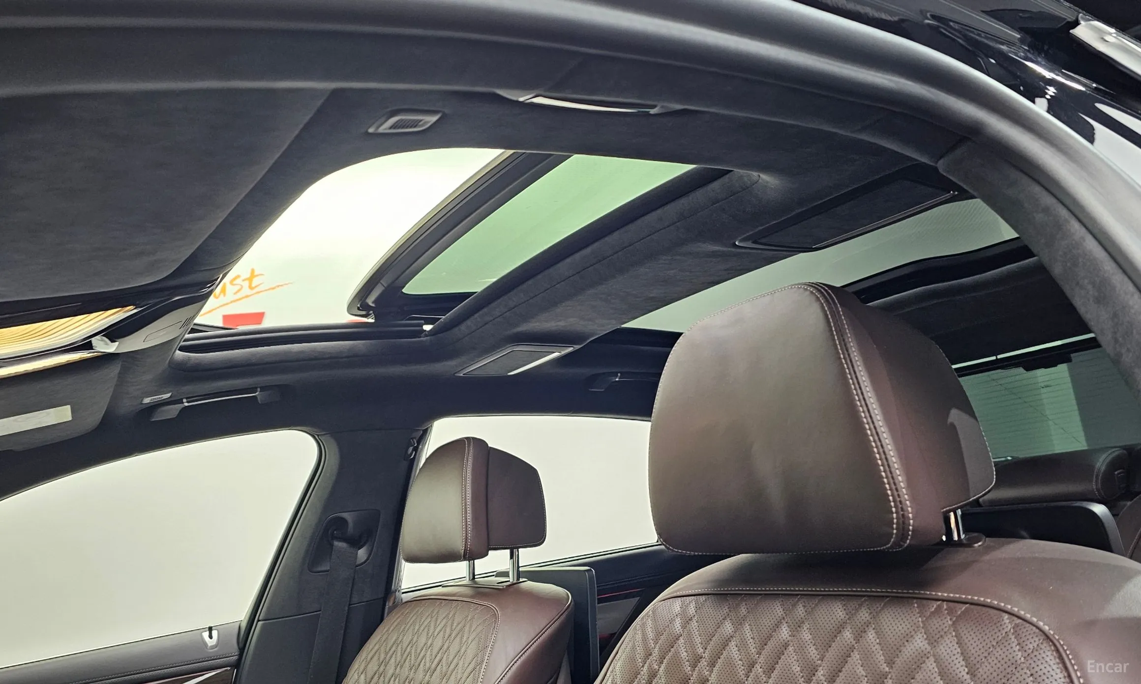 BMW 7 Series (G11) превью 19