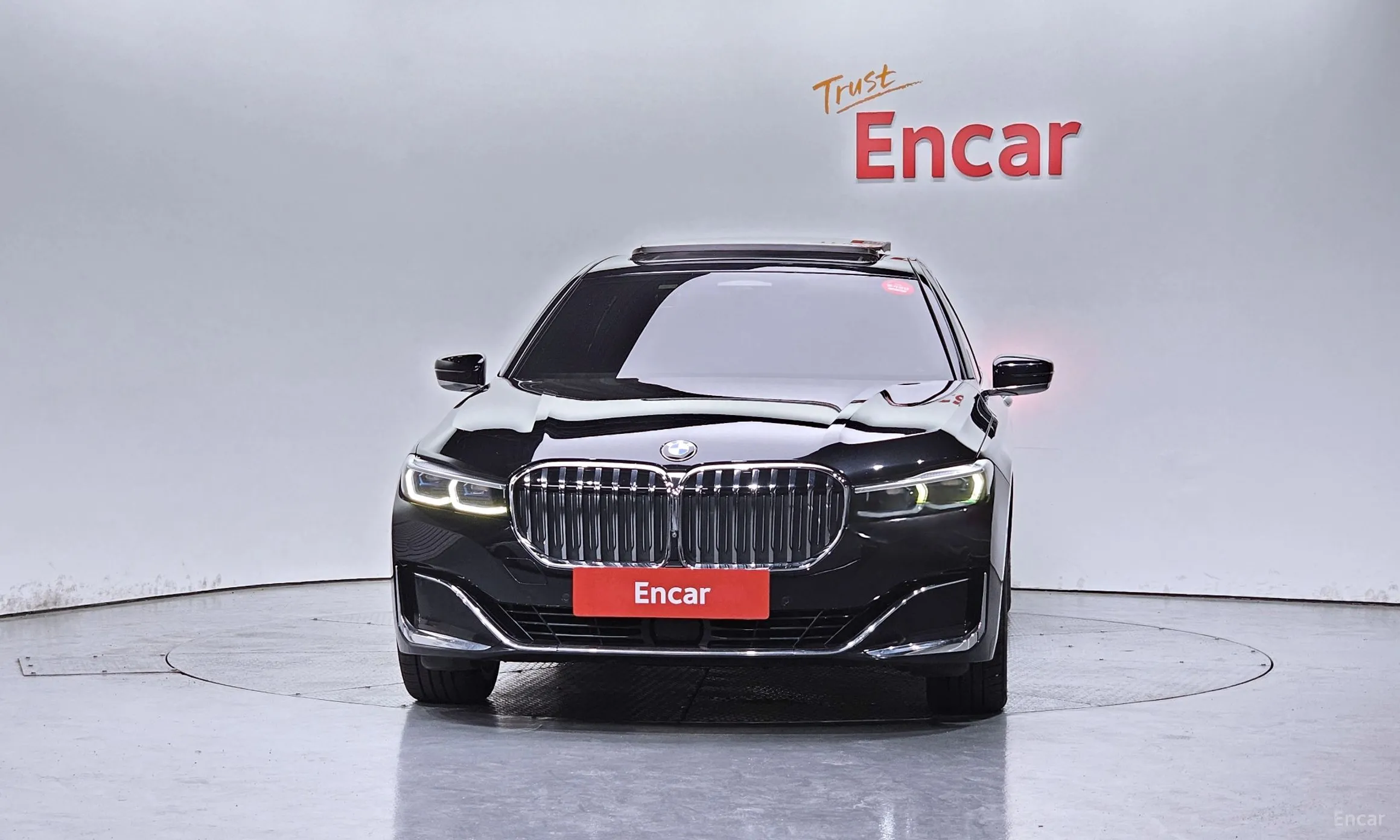 BMW 7 Series (G11) превью 3