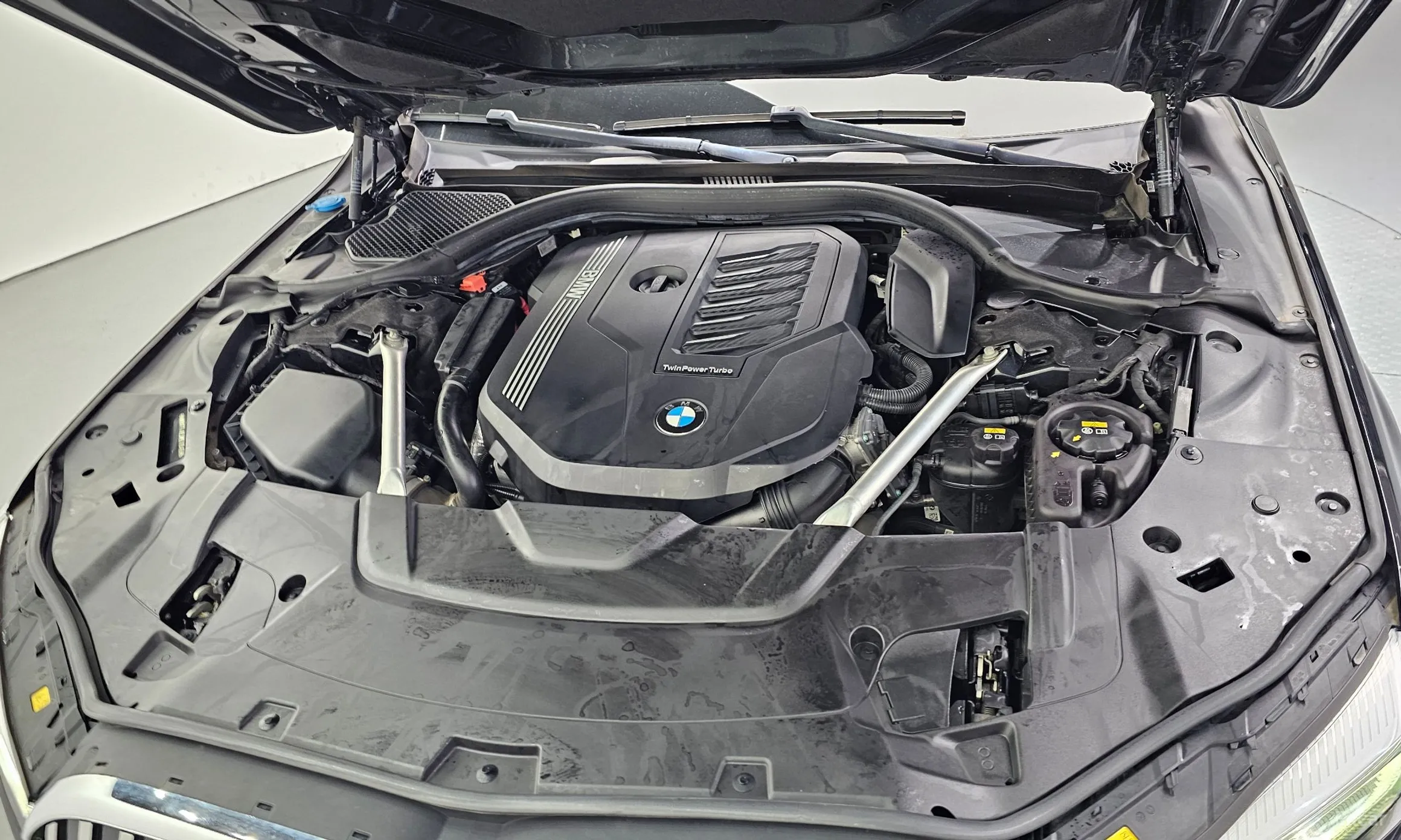 BMW 7 Series (G11) превью 6