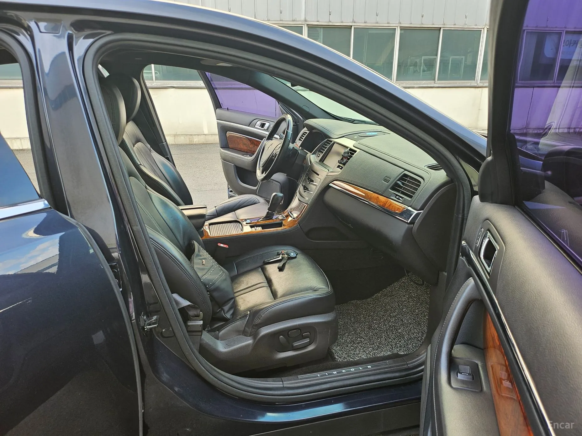 Lincoln New MKS превью 6