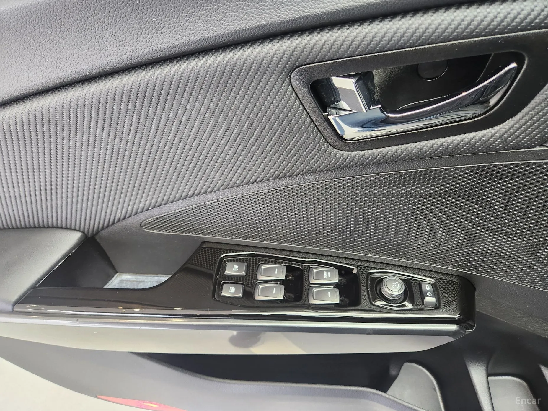 KG Mobility (SsangYong) Berry New Tivoli превью 12