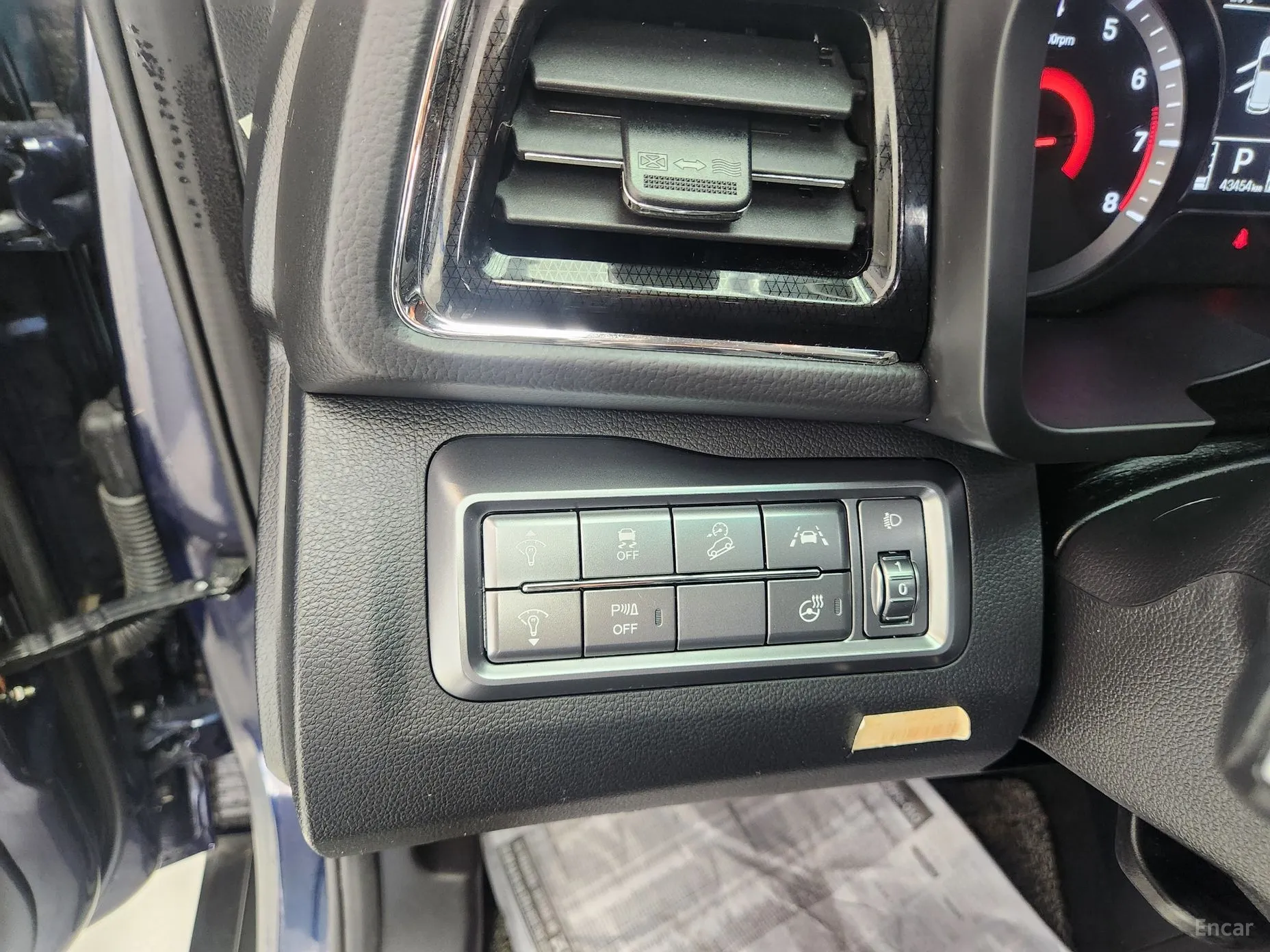 KG Mobility (SsangYong) Berry New Tivoli превью 13