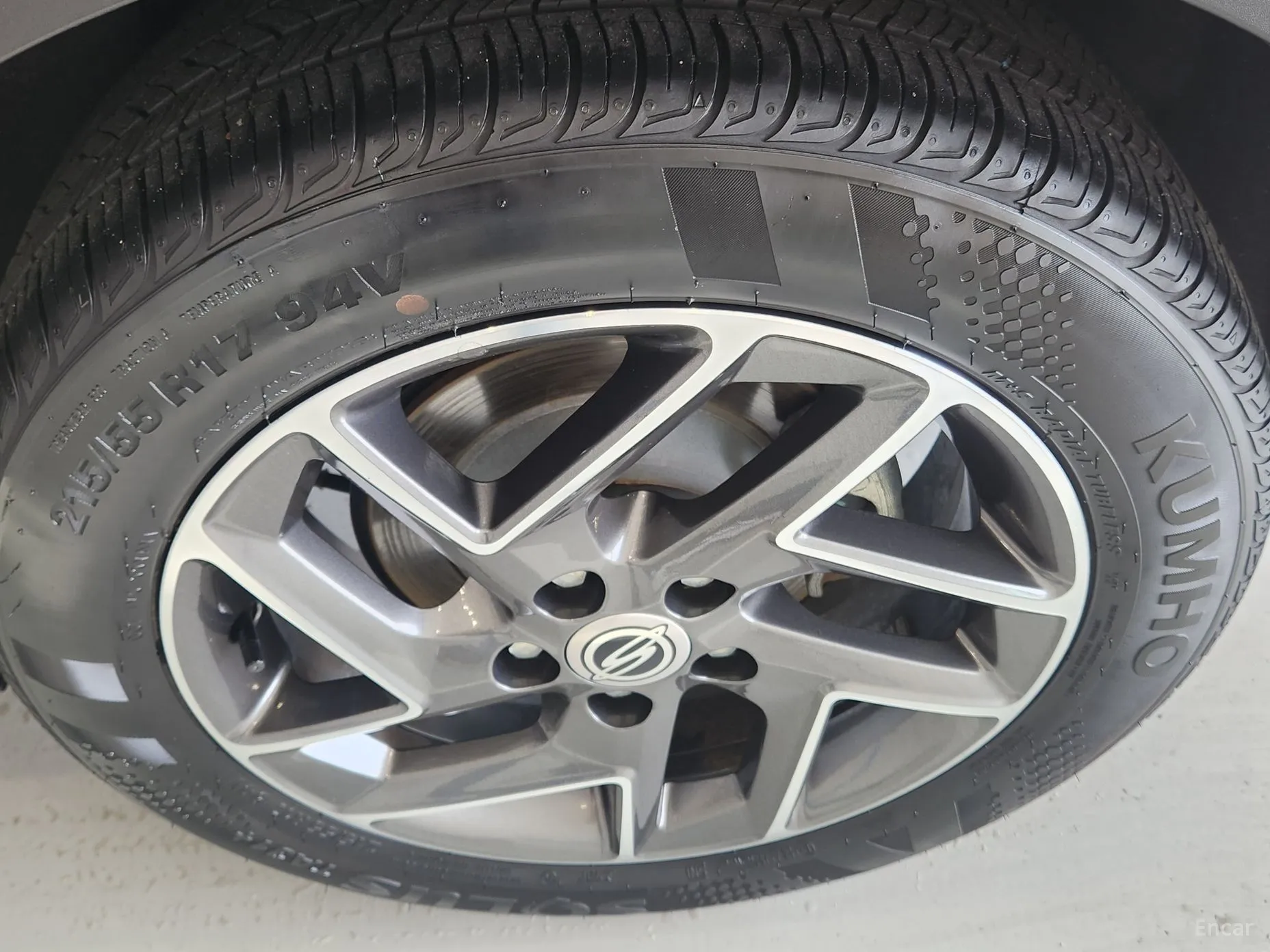 KG Mobility (SsangYong) Berry New Tivoli превью 18