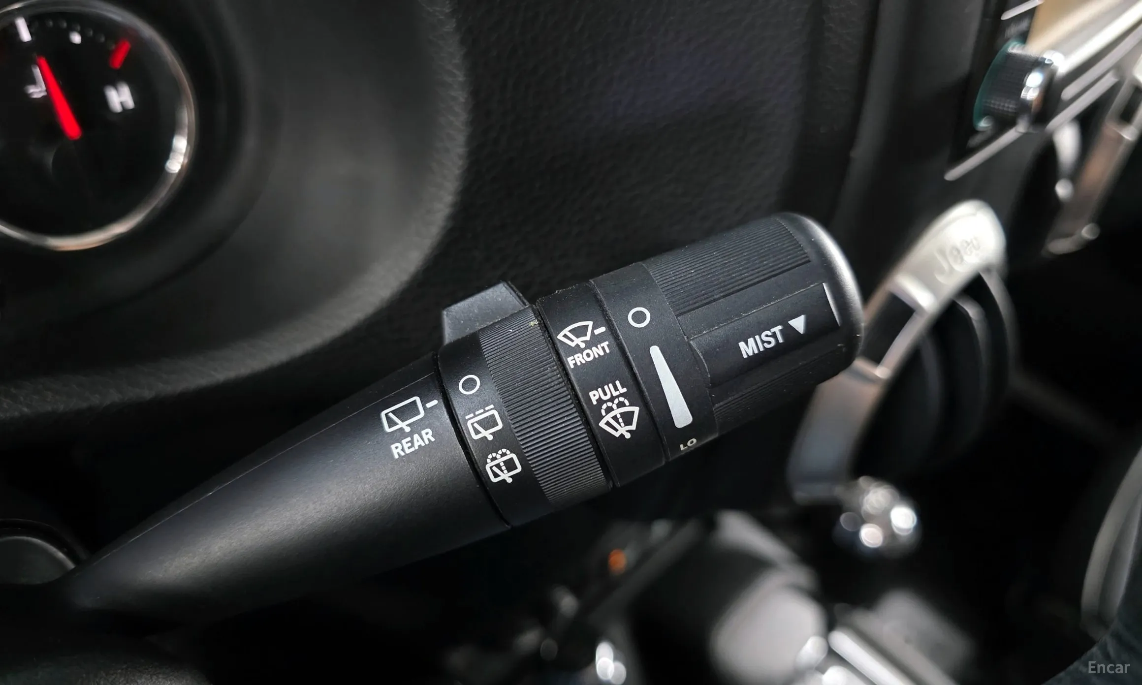 Jeep Wrangler (JK) превью 17