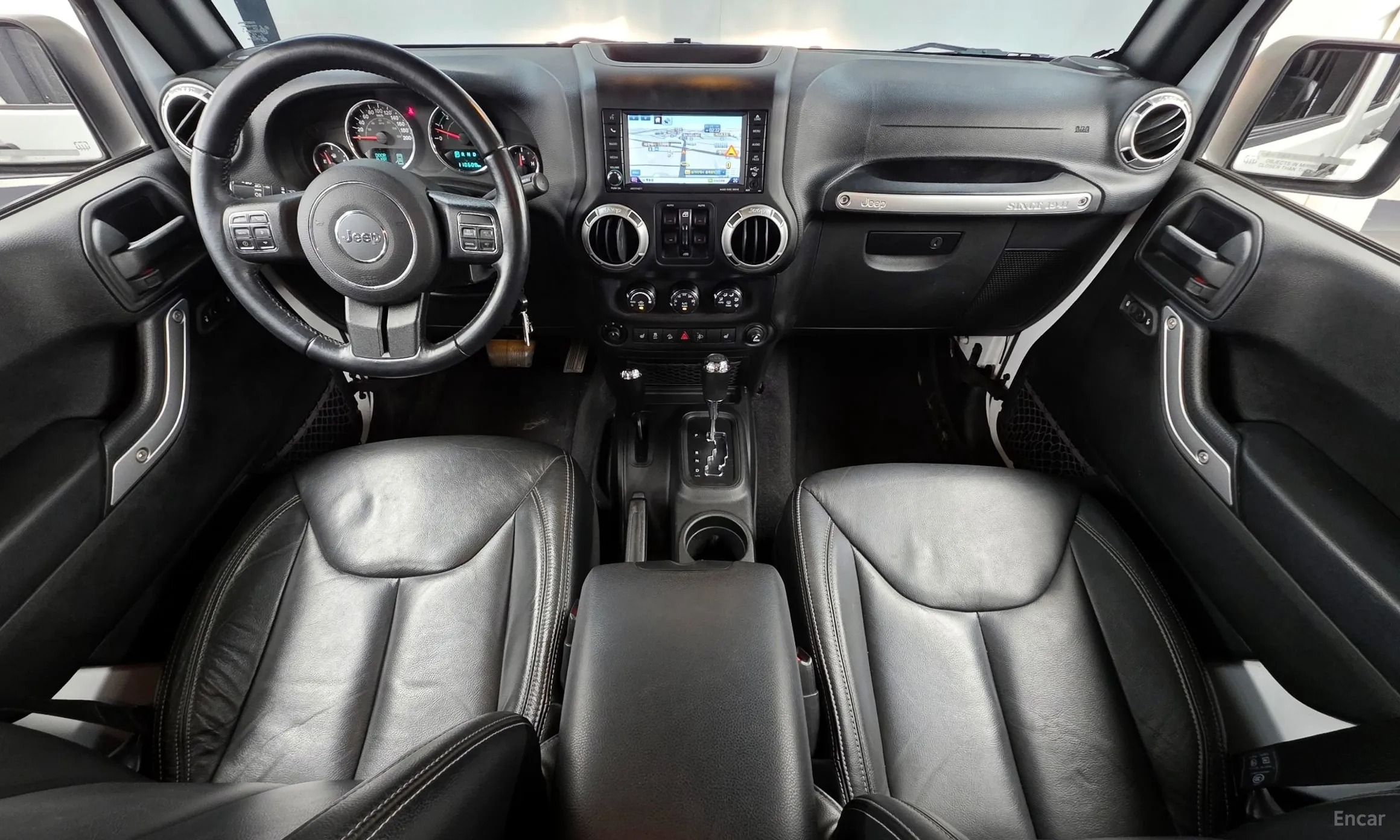 Jeep Wrangler (JK) превью 7