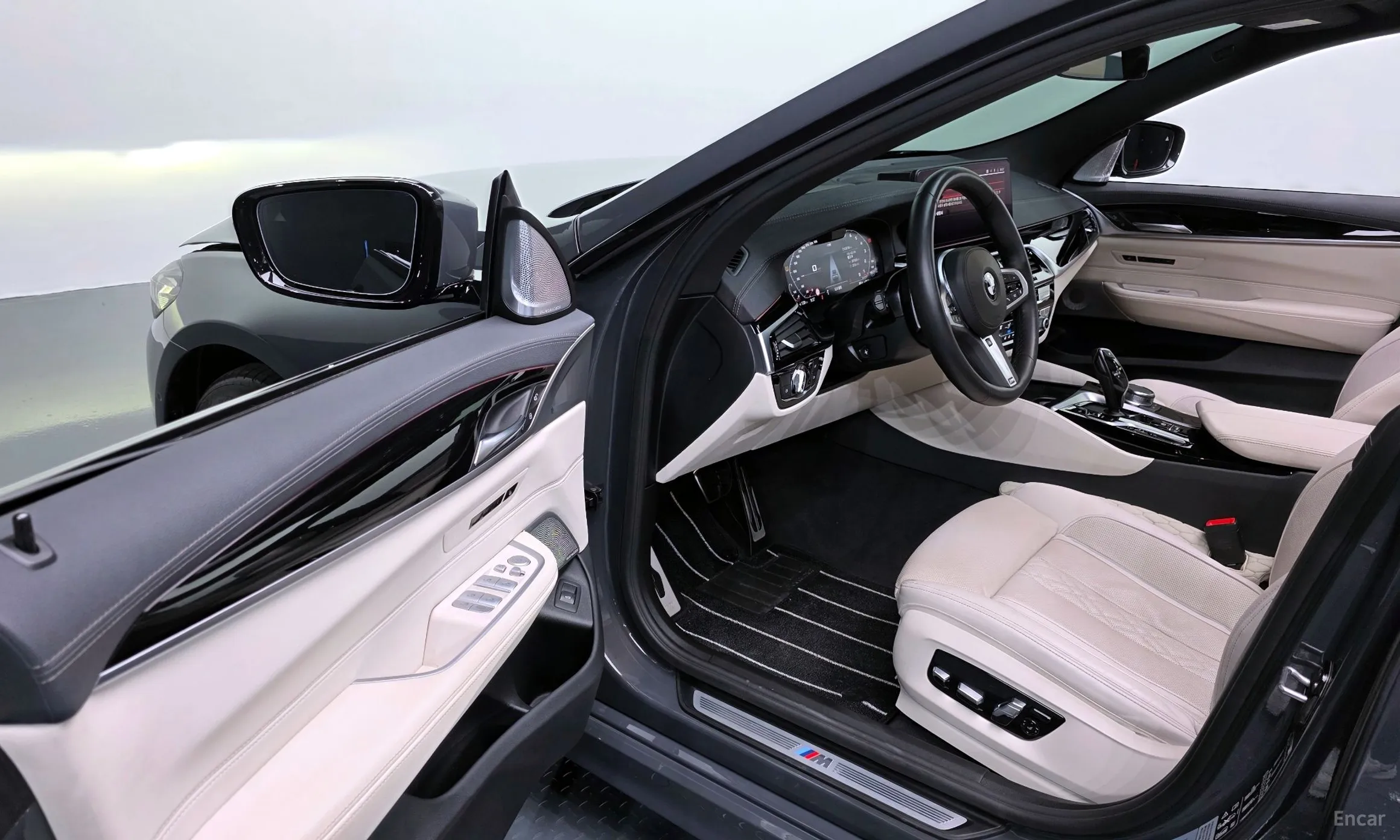 BMW 6-Series GT (G32) превью 10