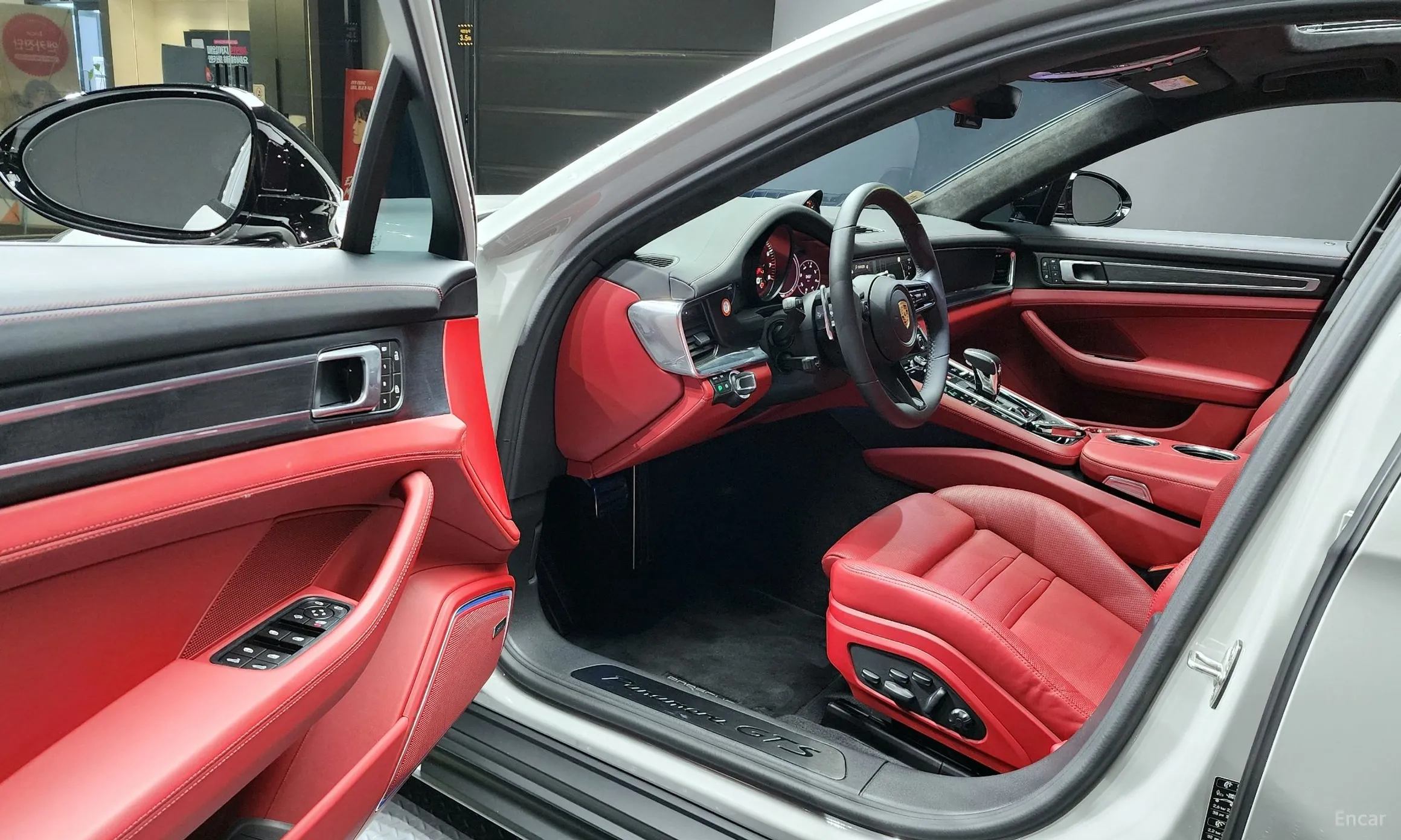 Porsche Panamera (971) превью 10