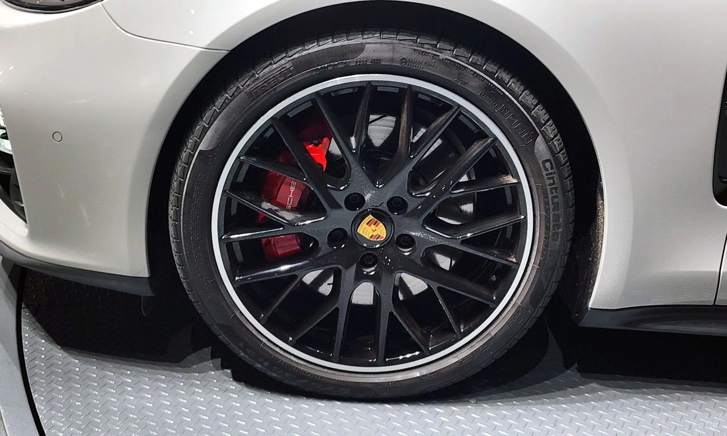 Porsche Panamera (971) превью 5