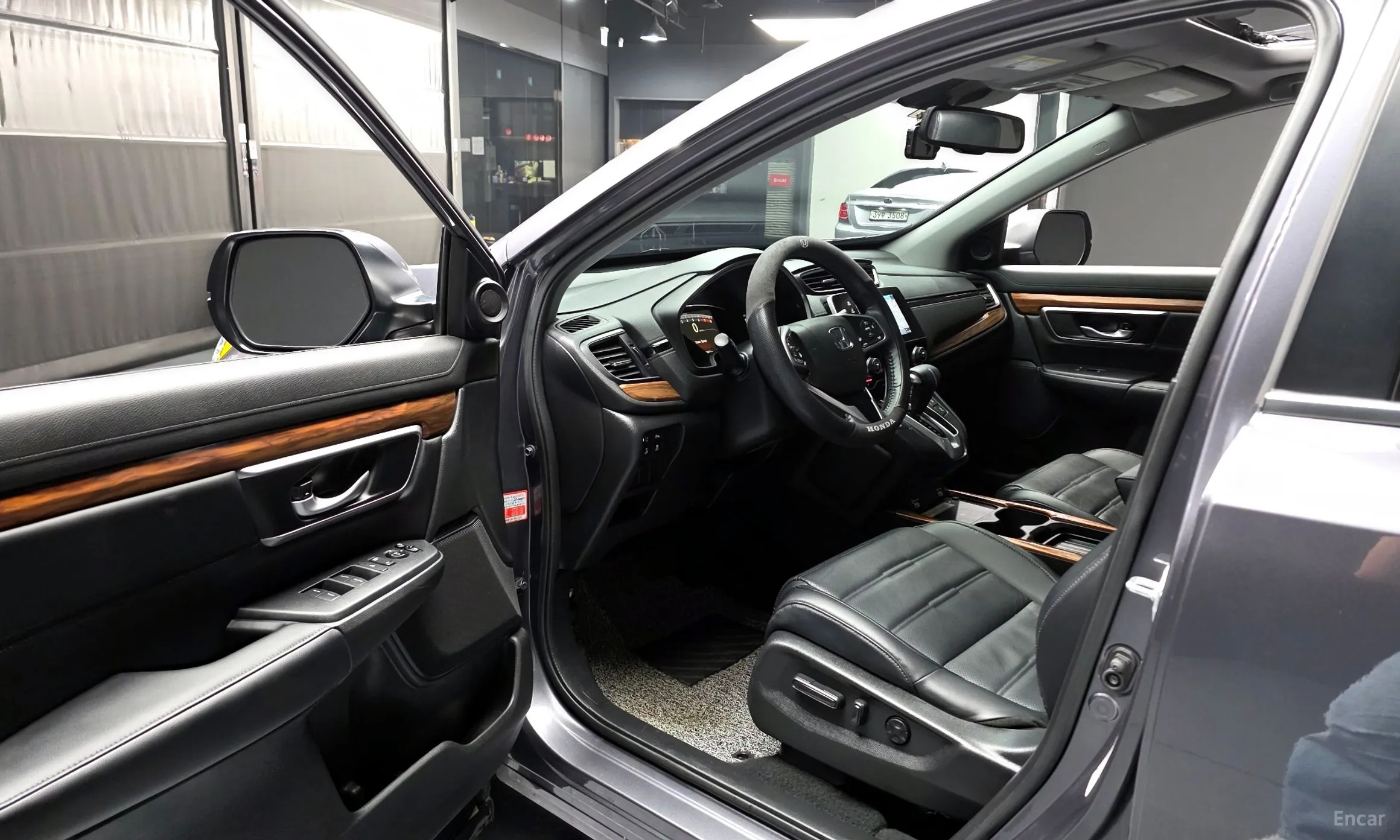 Honda CR-V 5th generation превью 10