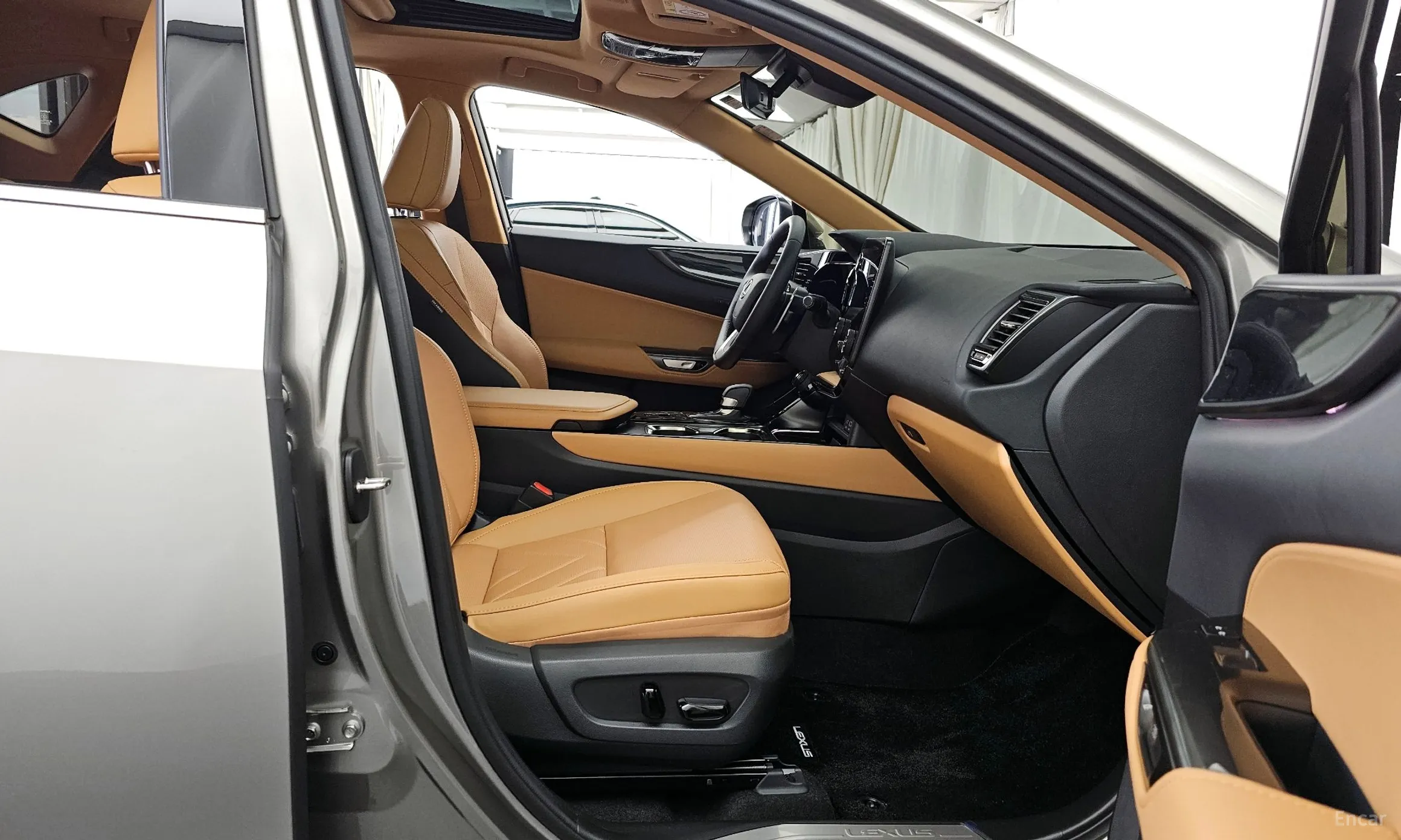 Lexus NX350h Gen 2 превью 11
