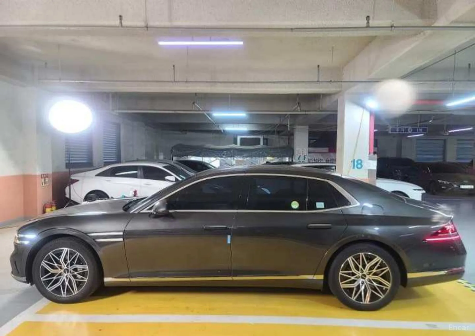 Genesis G90 (RS4) превью 2