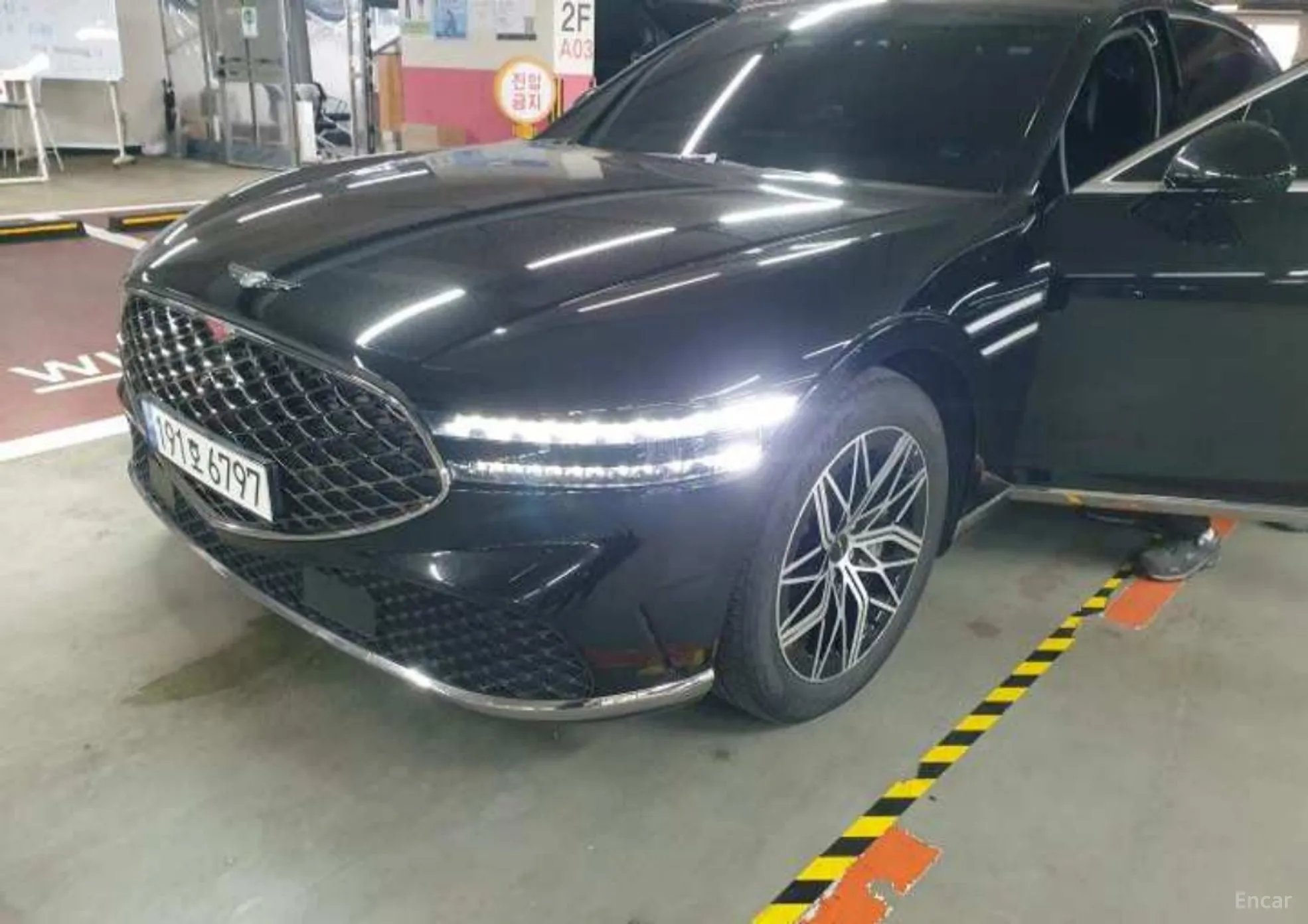 Genesis G90 (RS4) превью 2