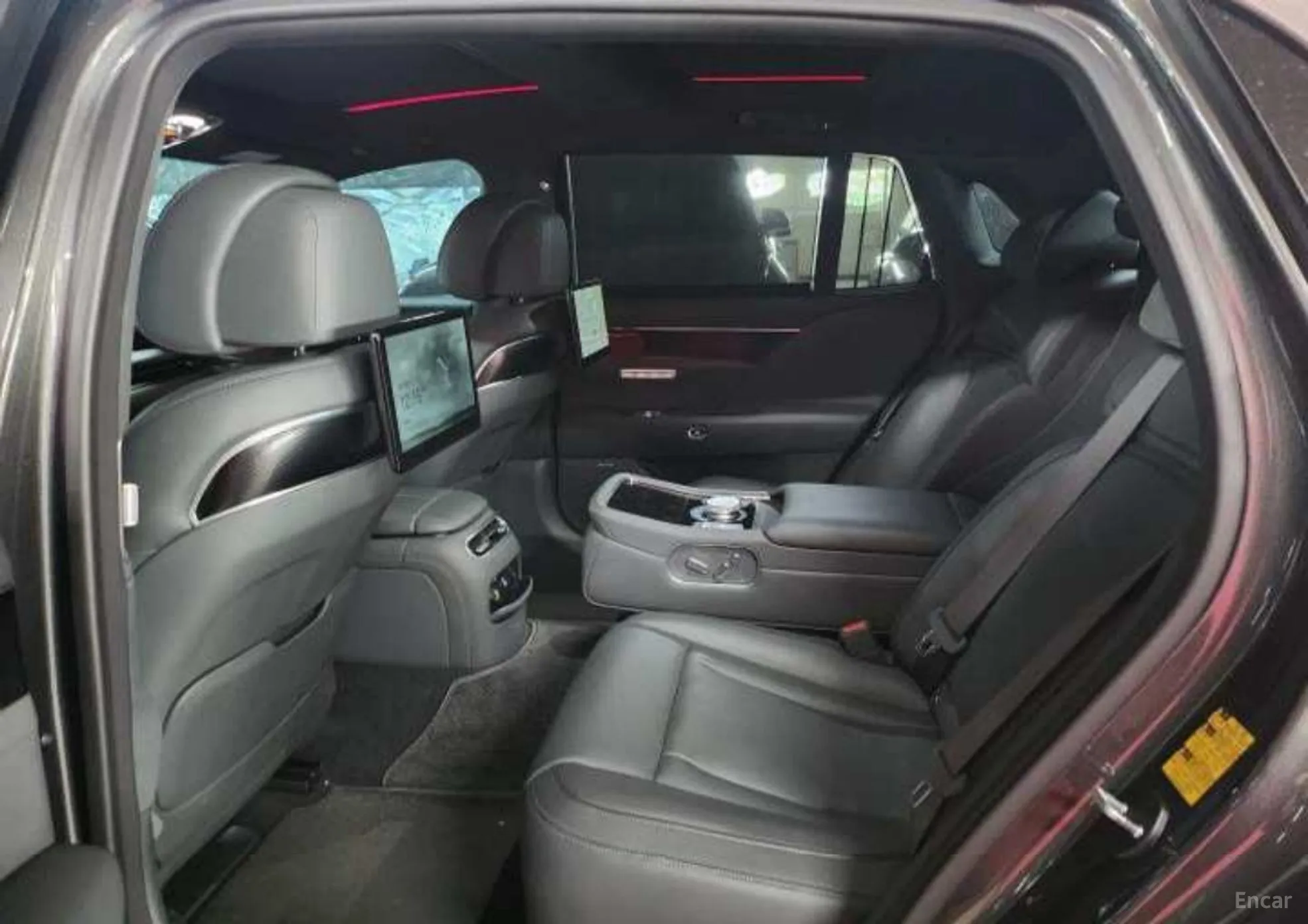 Genesis G90 (RS4) превью 12