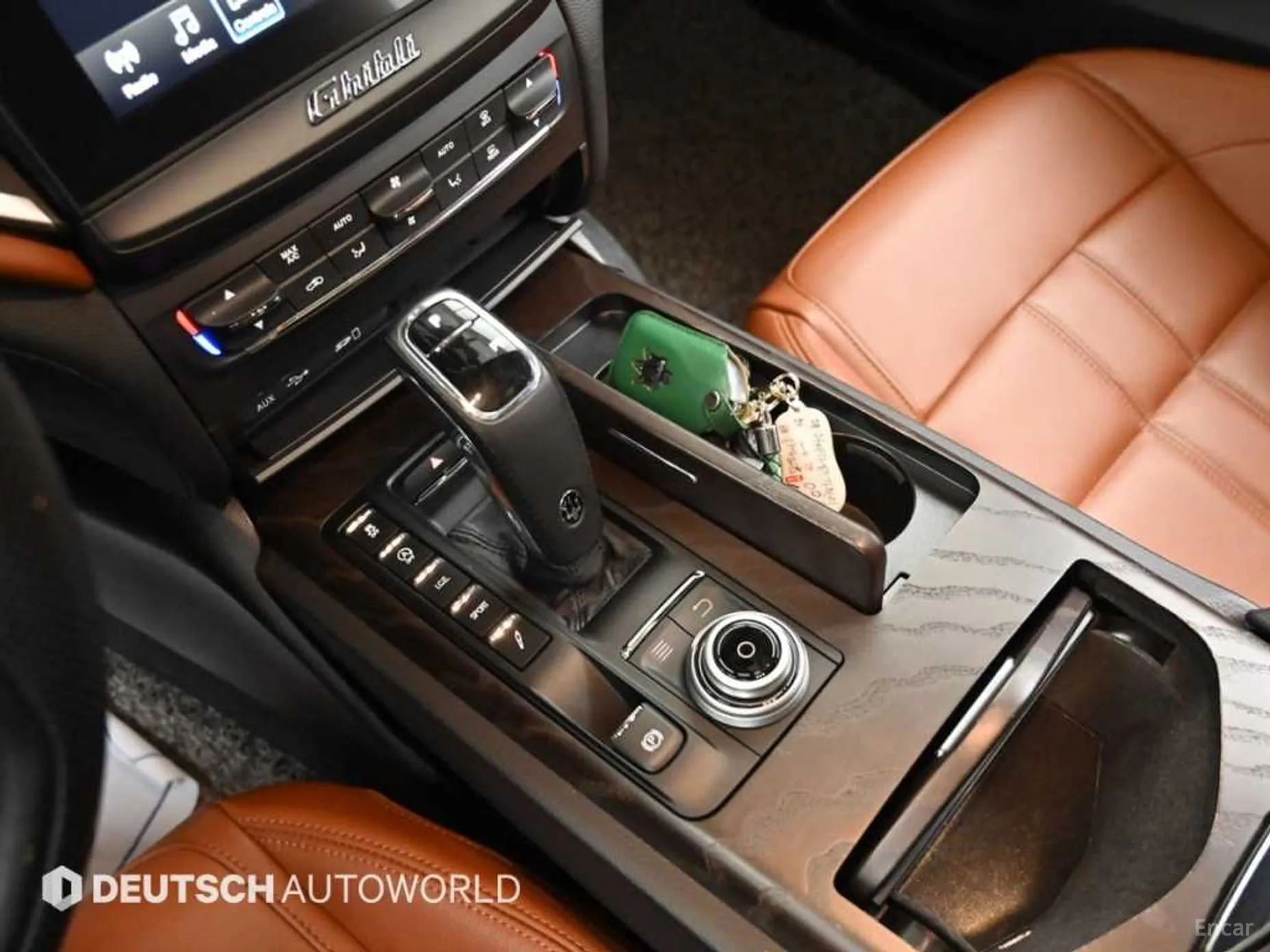 Maserati Ghibli превью 9