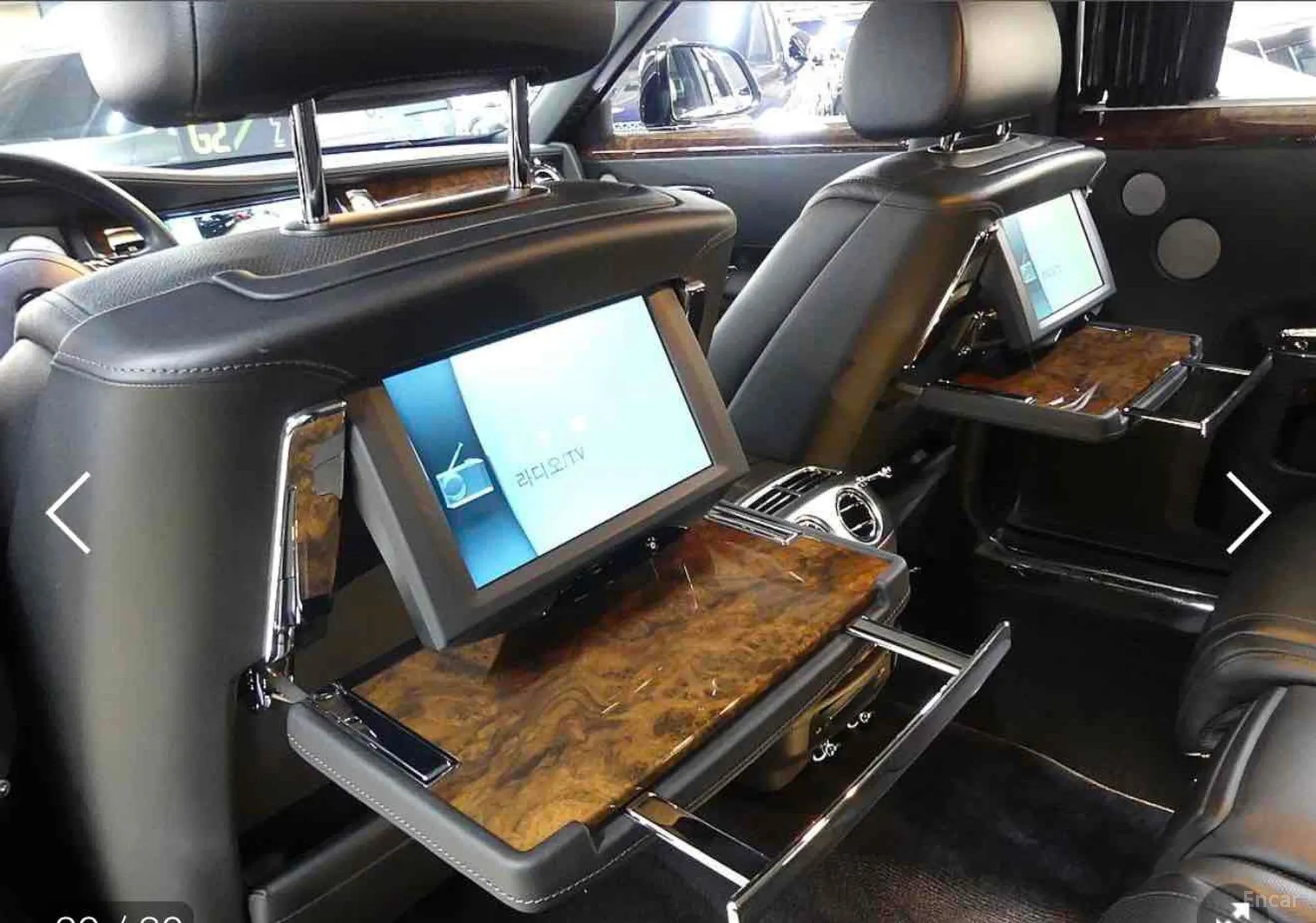 Rolls-Royce Ghost превью 14