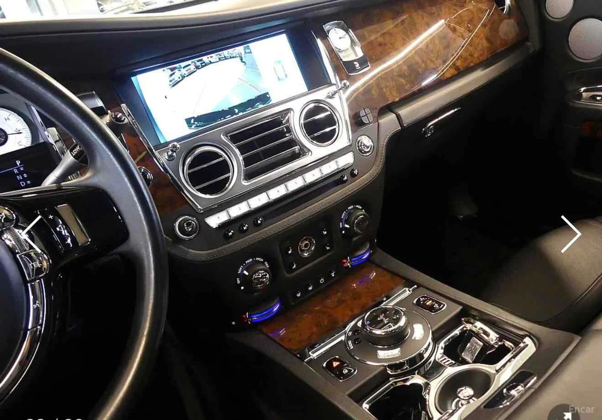 Rolls-Royce Ghost превью 20