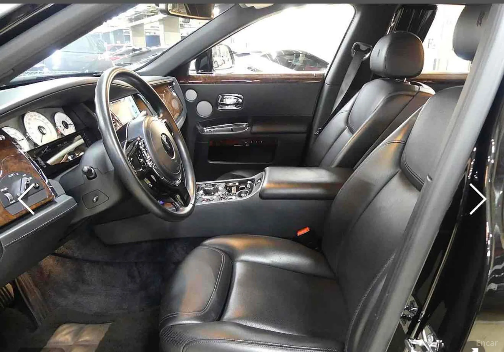 Rolls-Royce Ghost превью 8