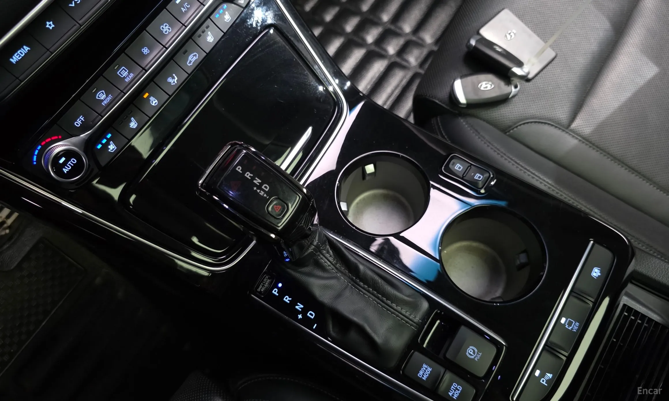 Hyundai Grandeur IG превью 9