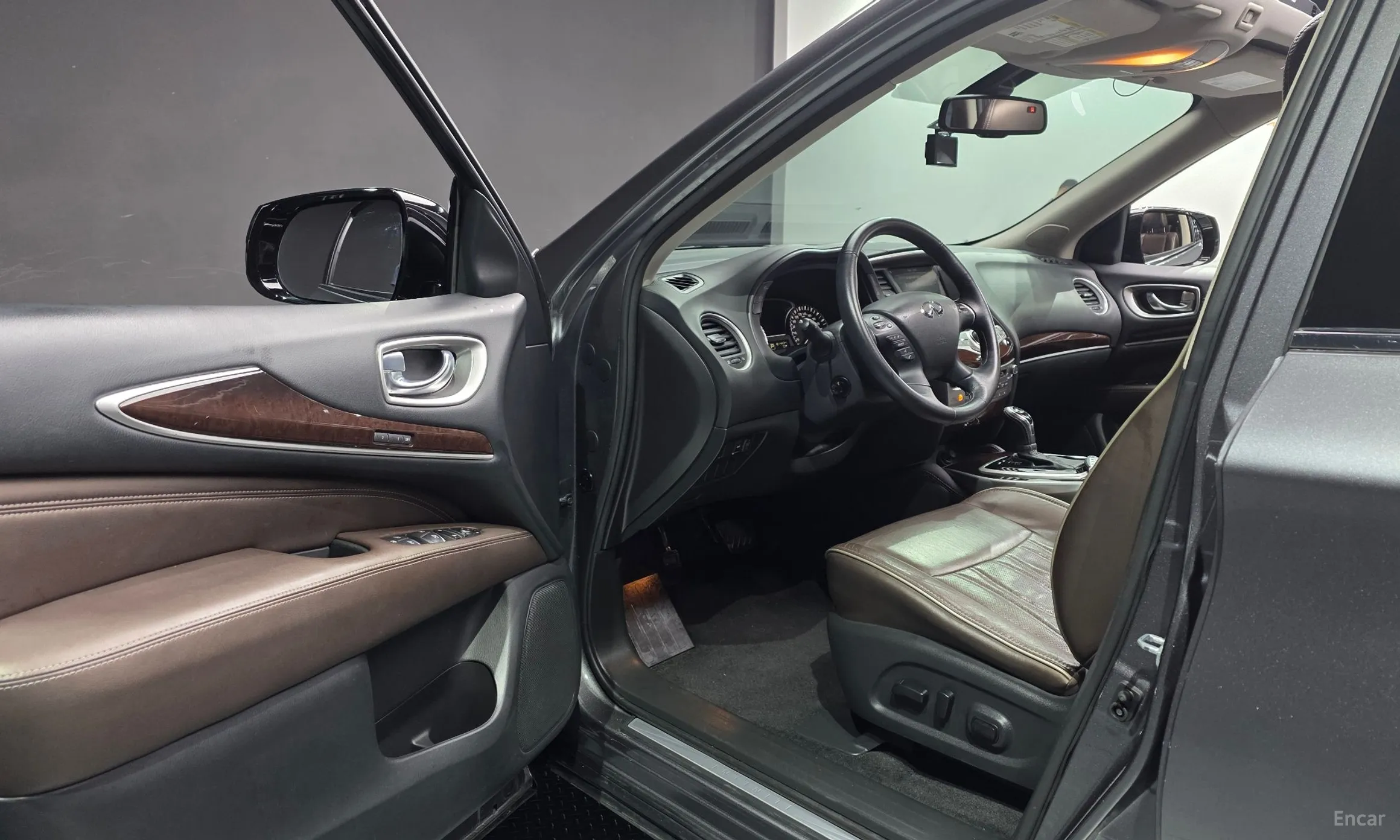 Infiniti QX60 превью 10