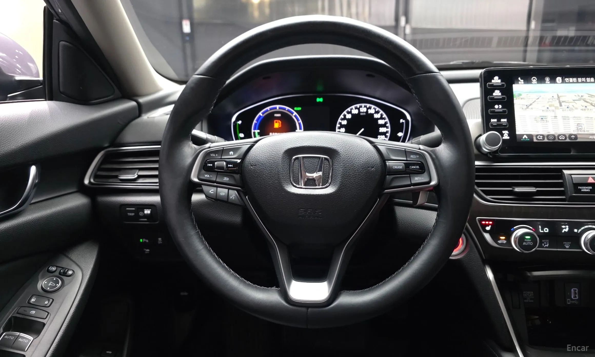 Honda Accord 10th Generation превью 13