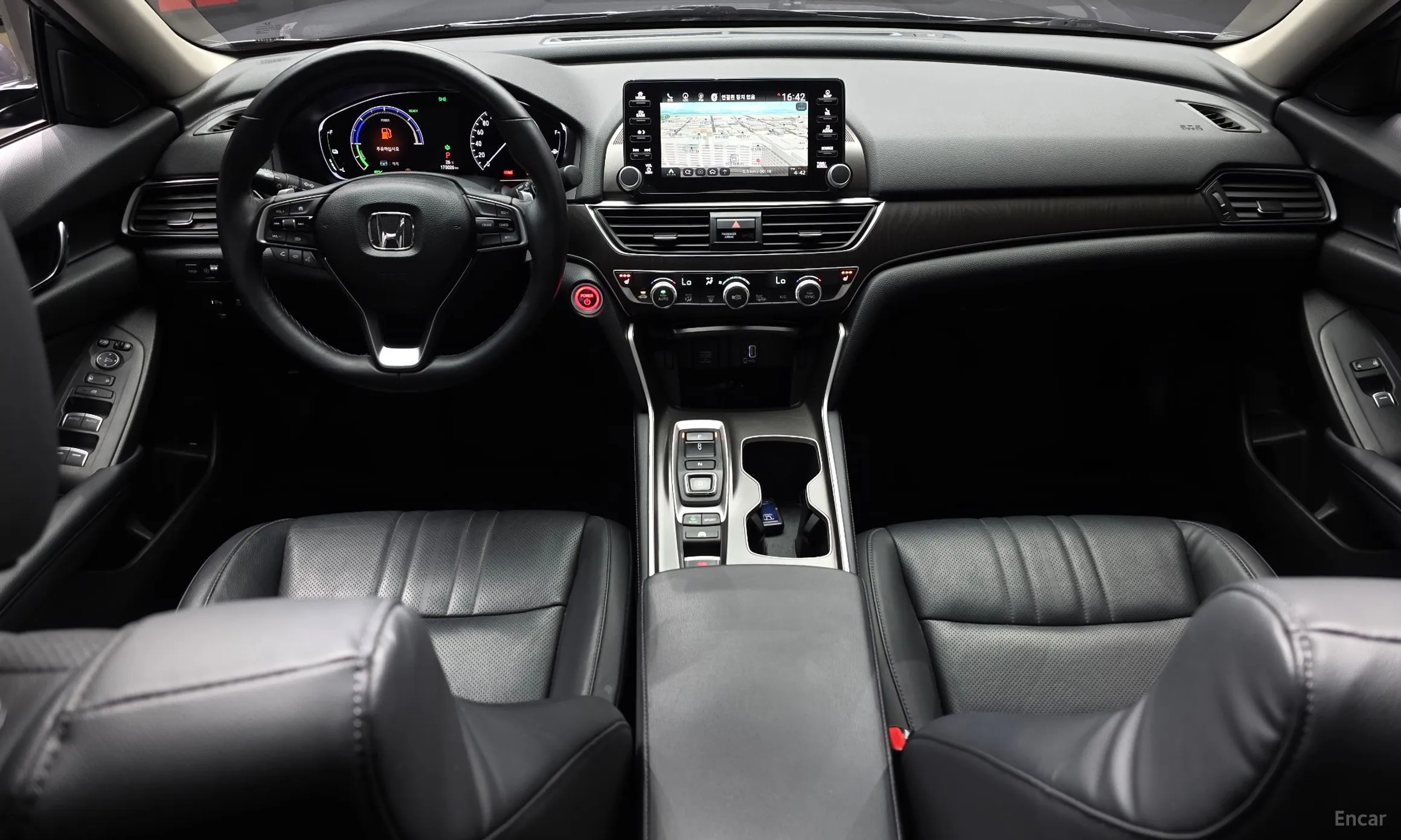 Honda Accord 10th Generation превью 7