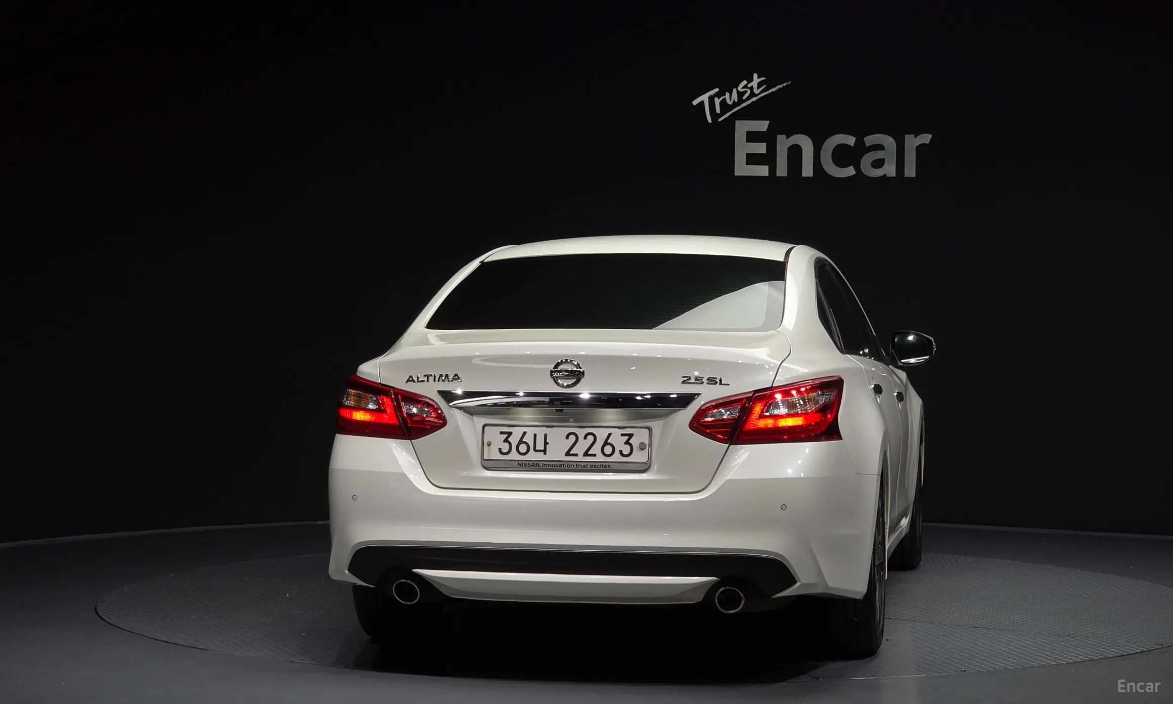 Nissan Altima превью 4