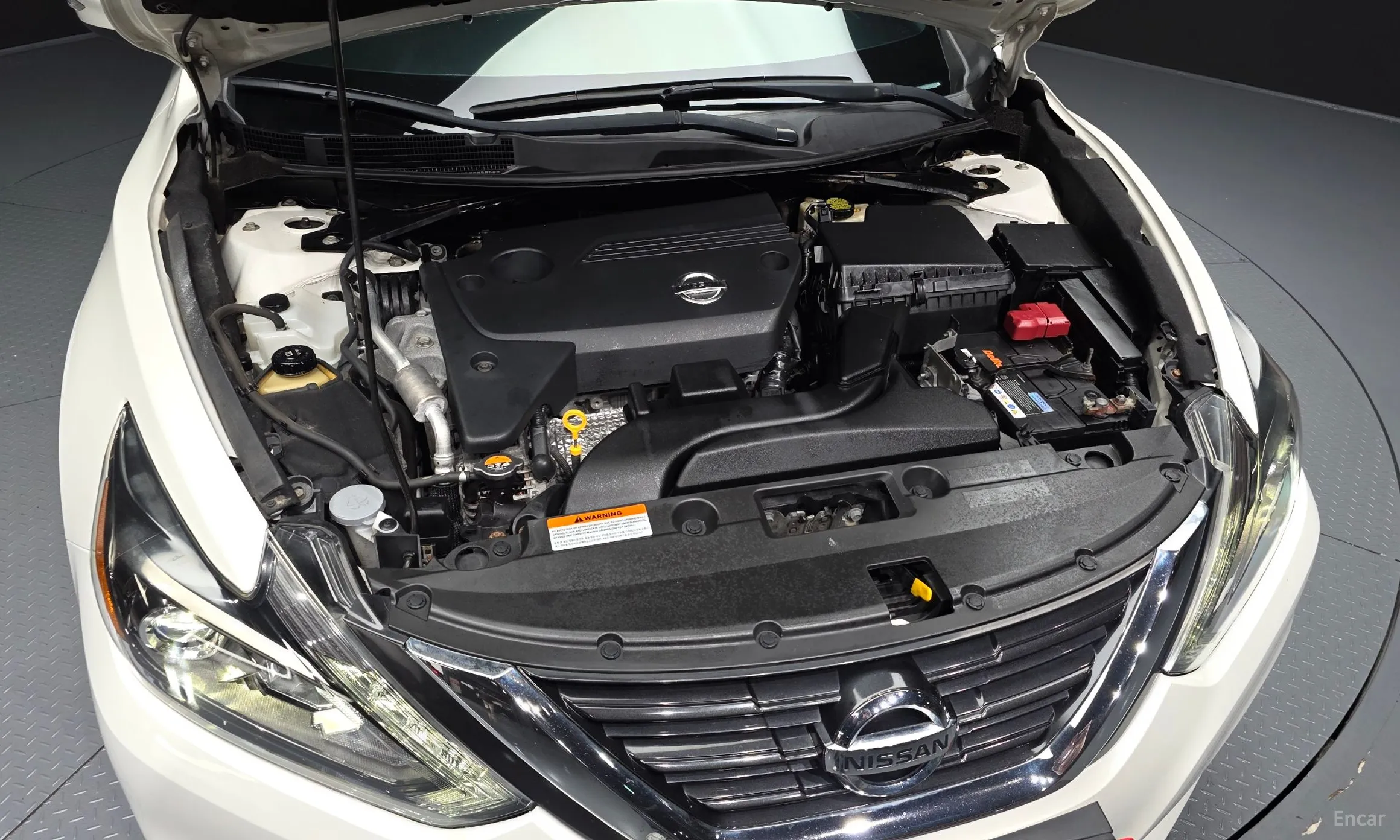 Nissan Altima превью 6