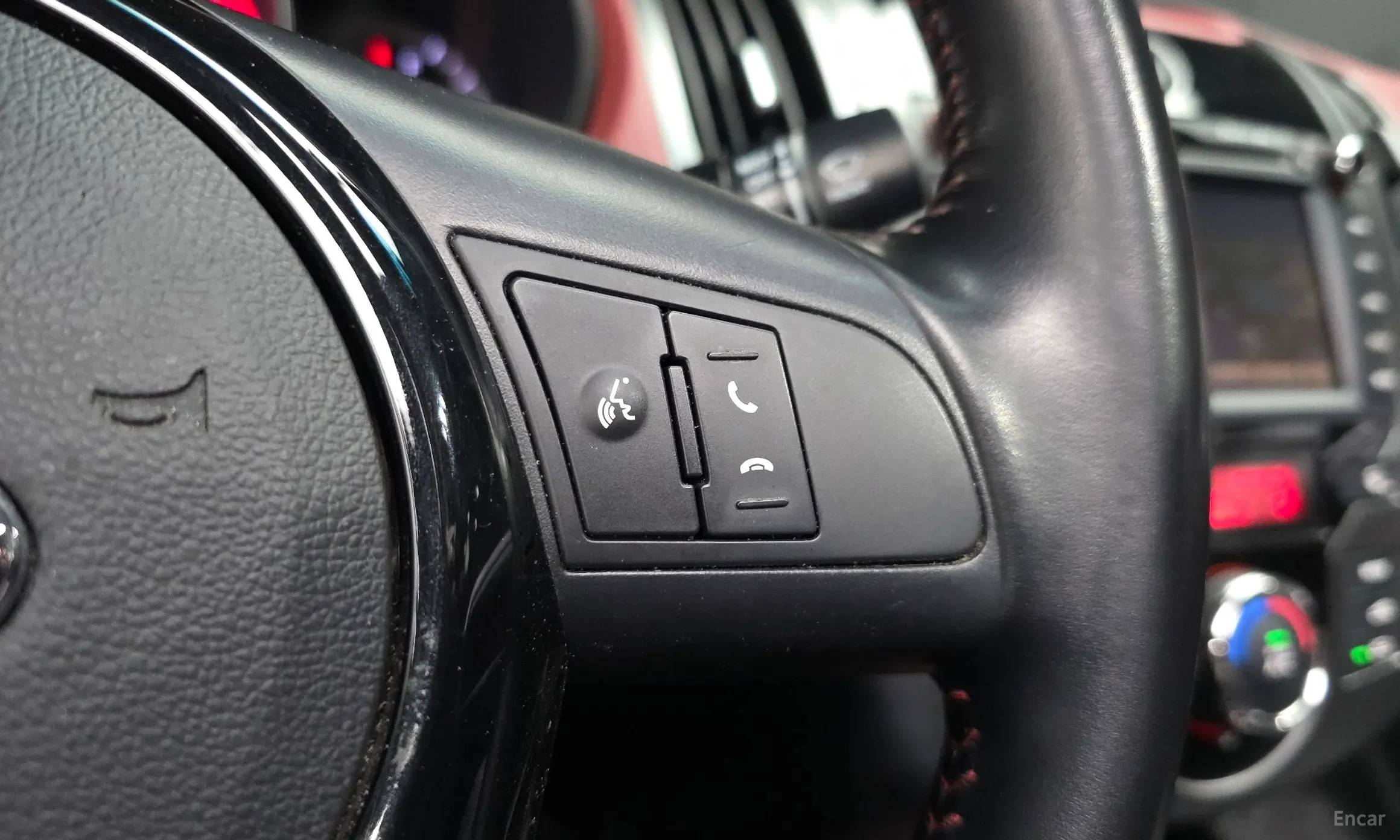 Kia Forte Coop превью 18