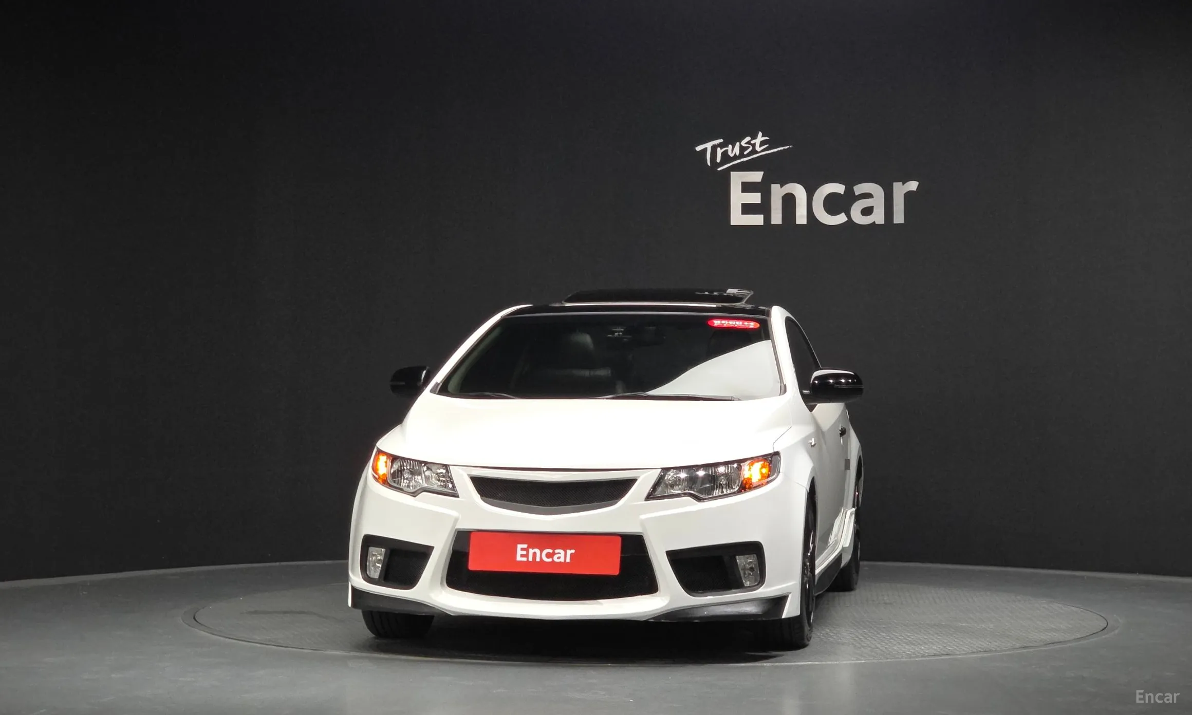 Kia Forte Coop превью 3