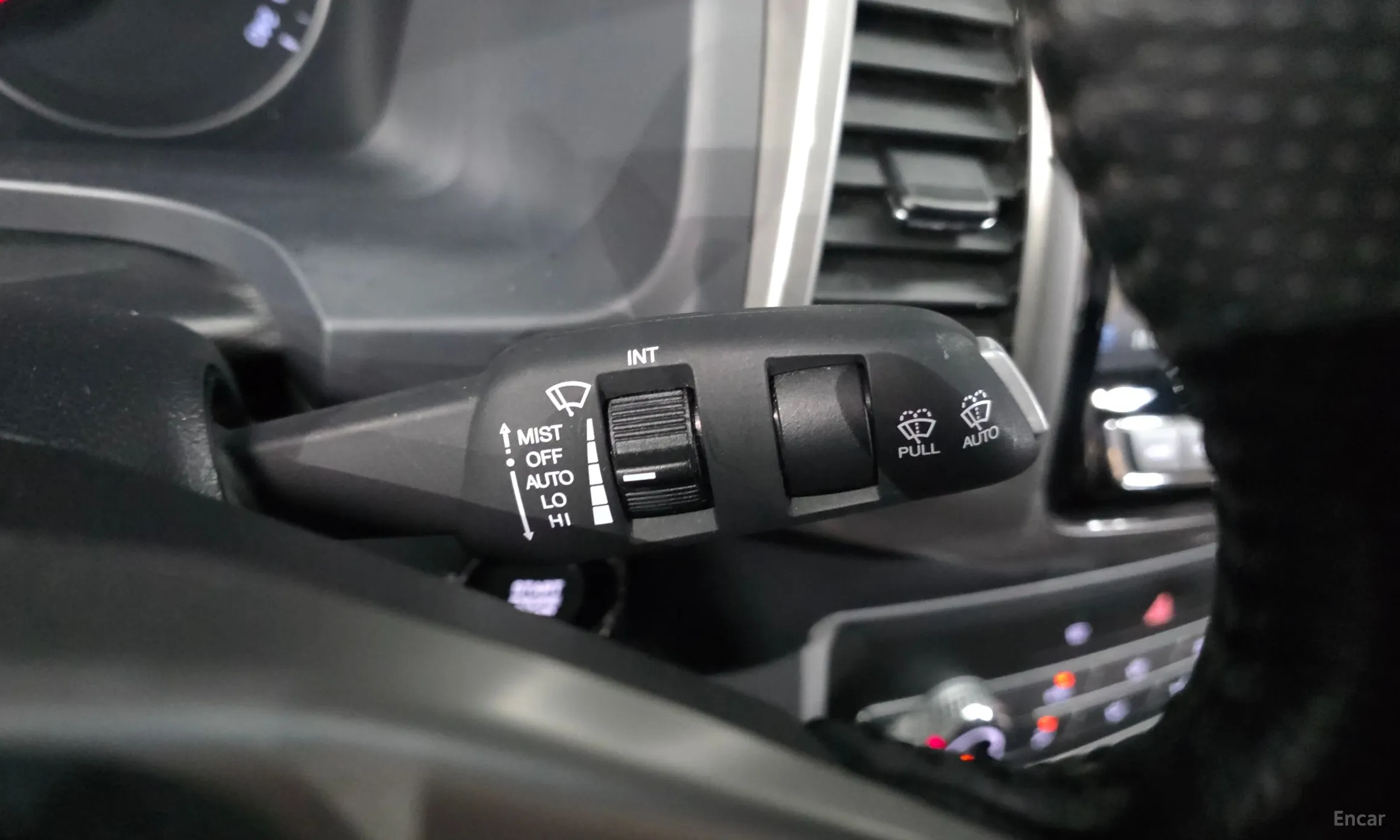 KG Mobility (SsangYong) Rexton Sports превью 20
