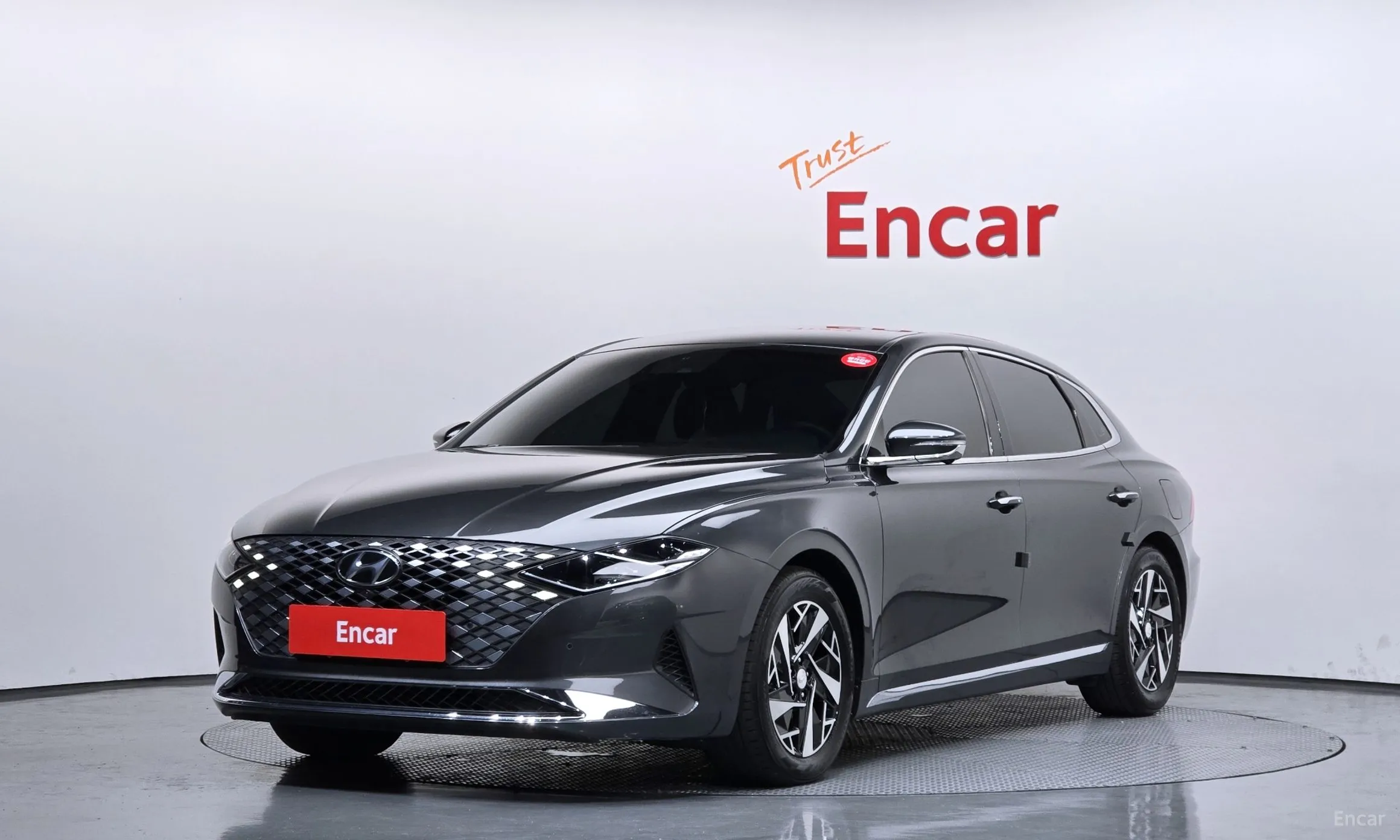 Hyundai Grandeur IG Hybrid