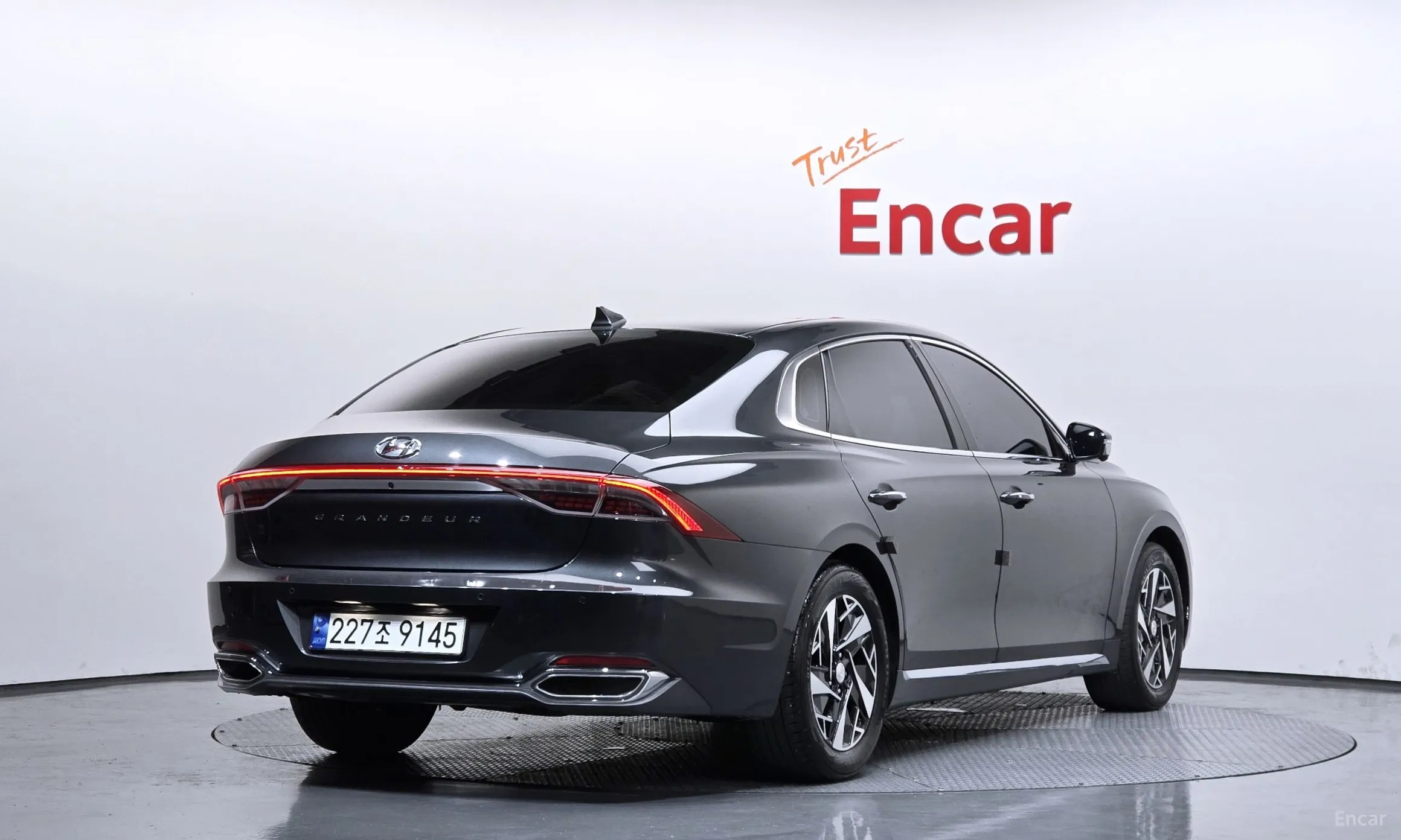 Hyundai Grandeur IG Hybrid