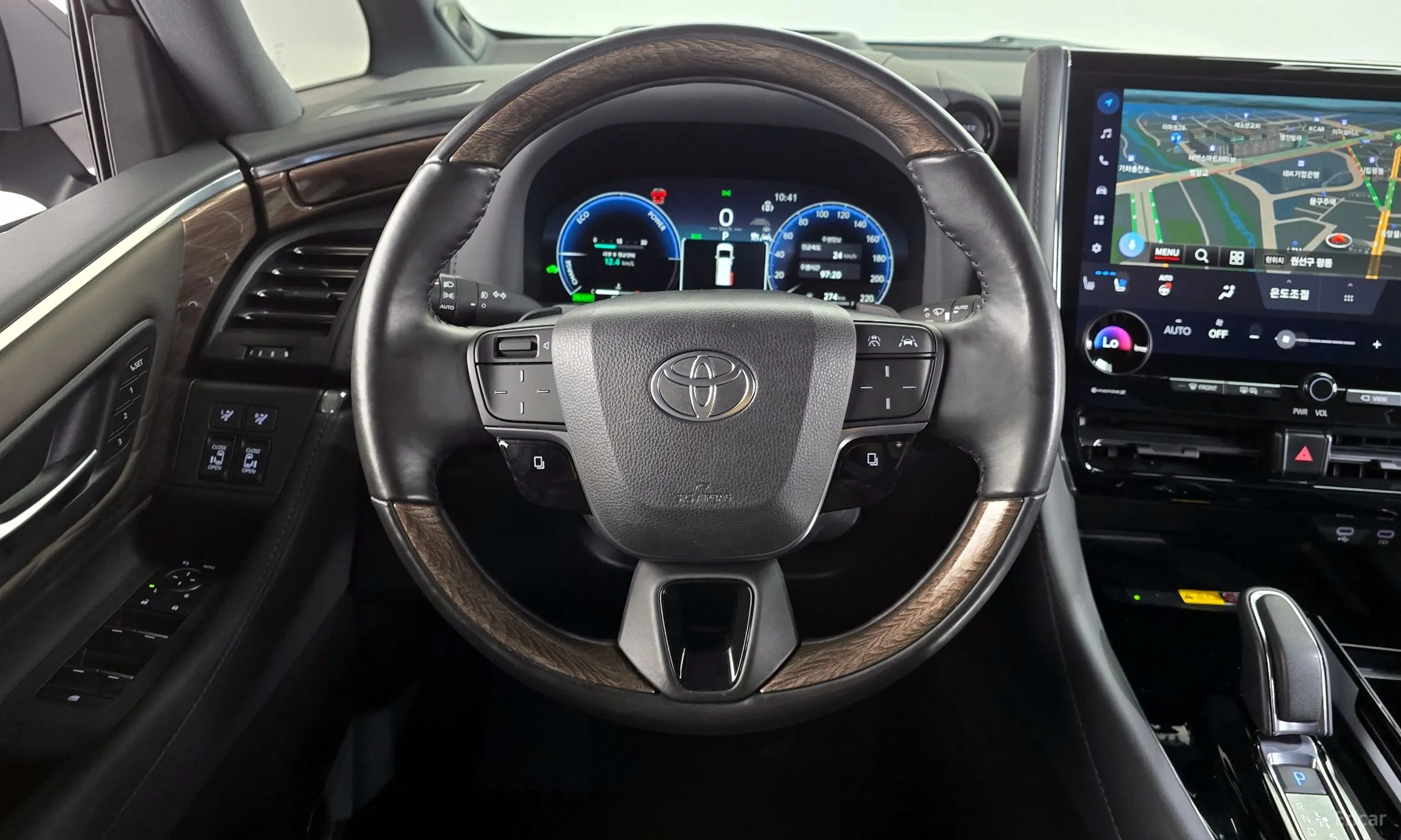 Toyota Alphard 4th Generation превью 13