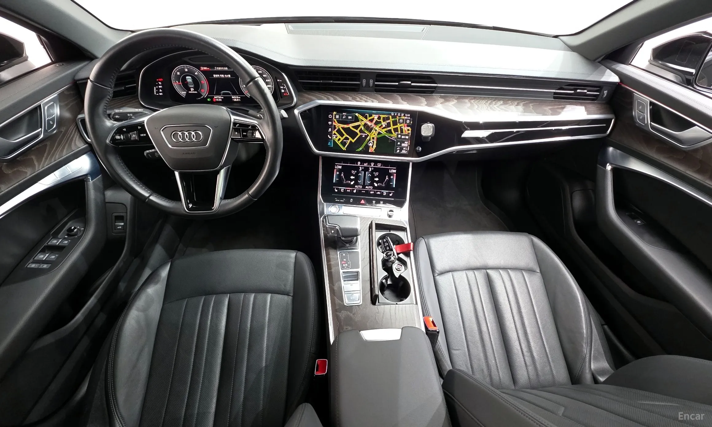 Audi A6 (C8) превью 7