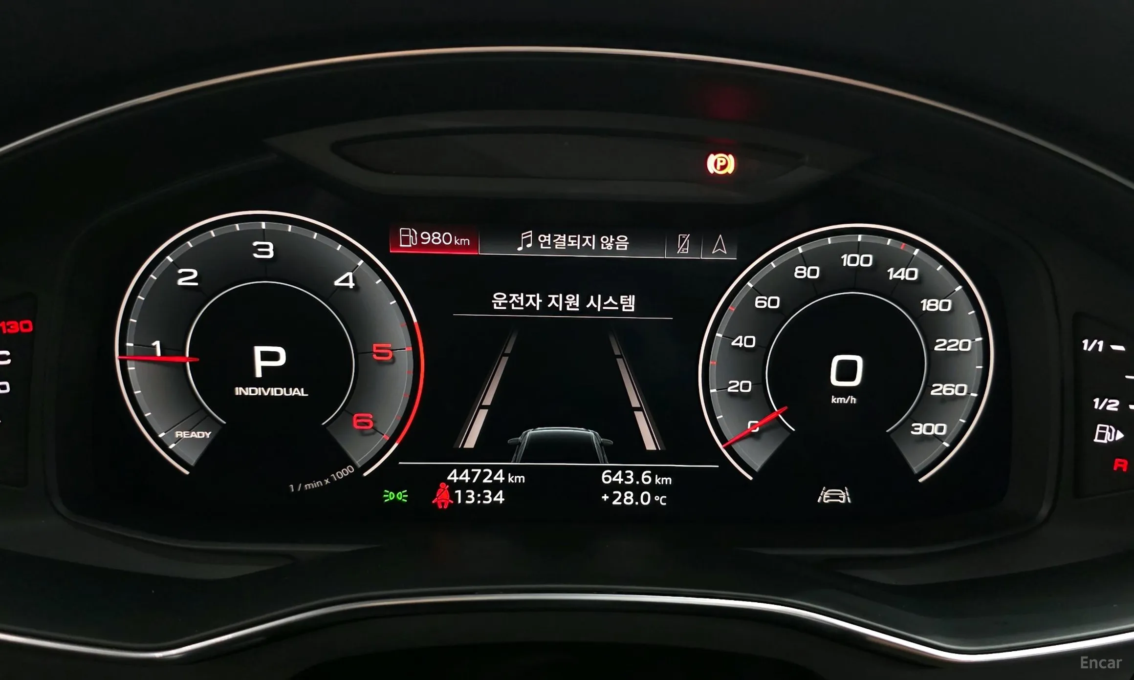 Audi A6 (C8) превью 8