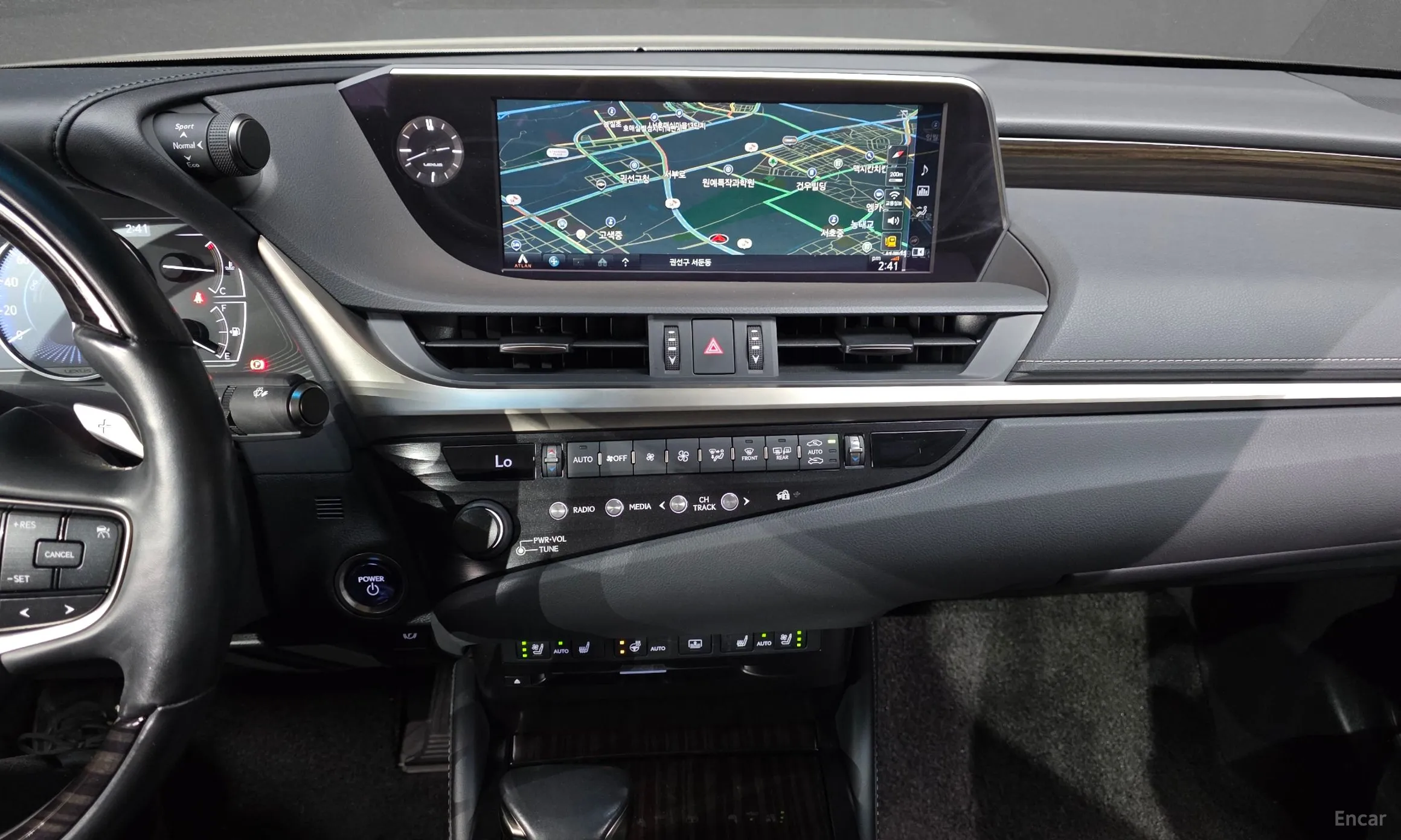 Lexus ES300h 7th Generation превью 13