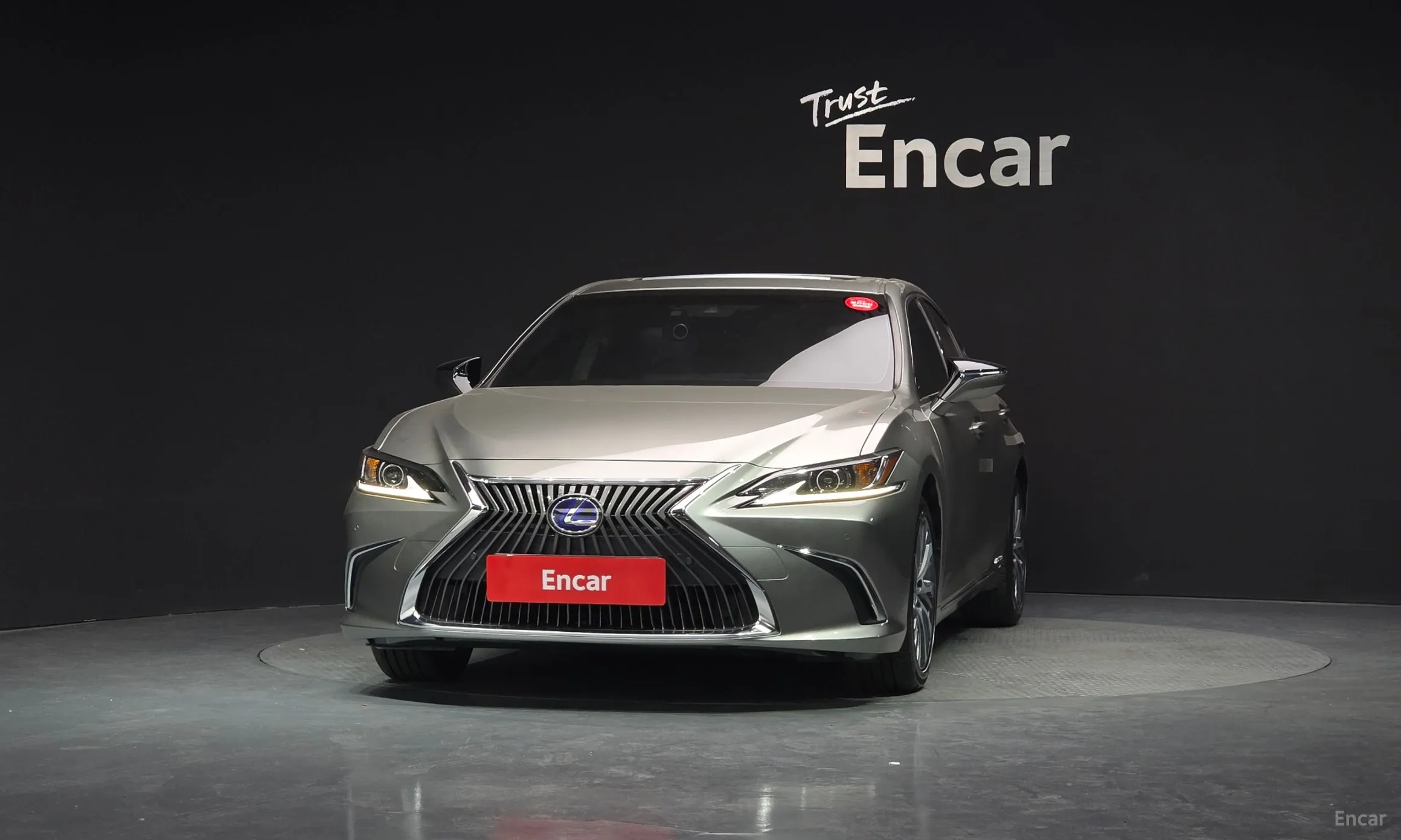 Lexus ES300h 7th Generation превью 3