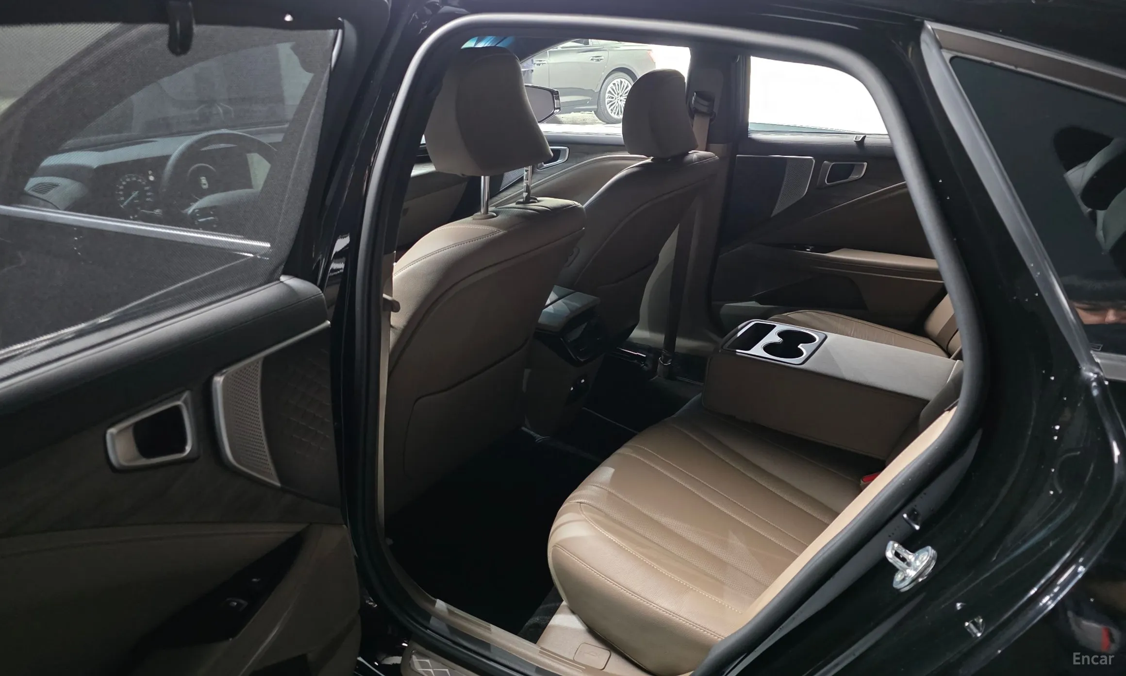 Kia K8 превью 11