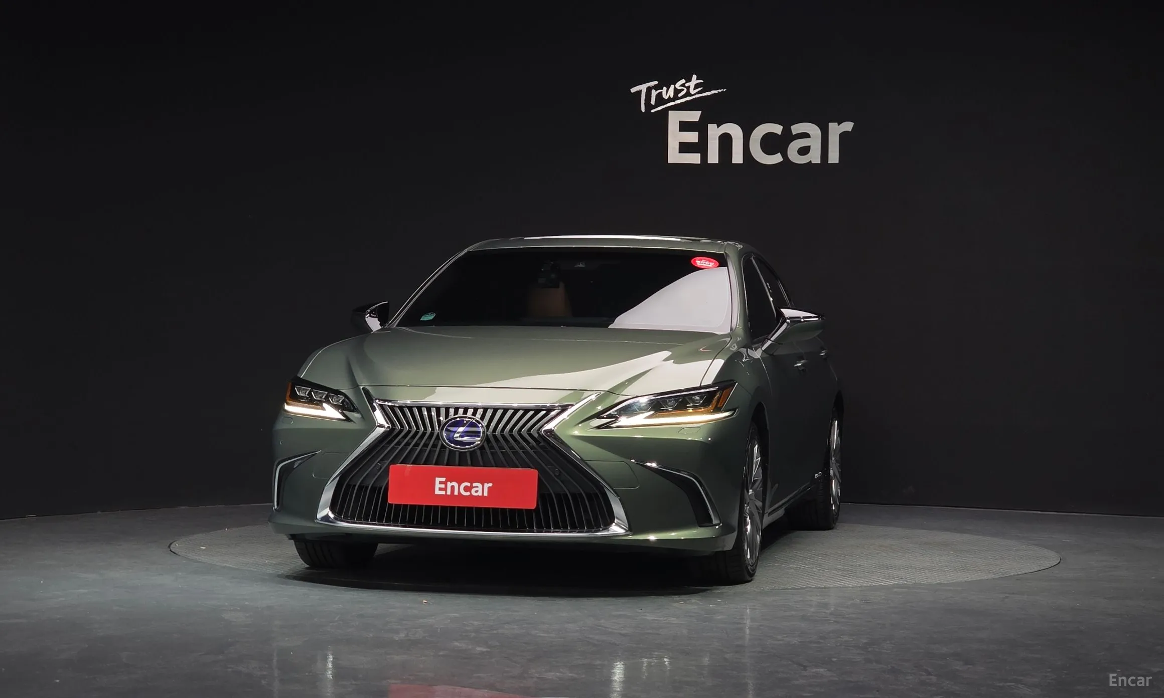 Lexus ES300h 7th Generation превью 3