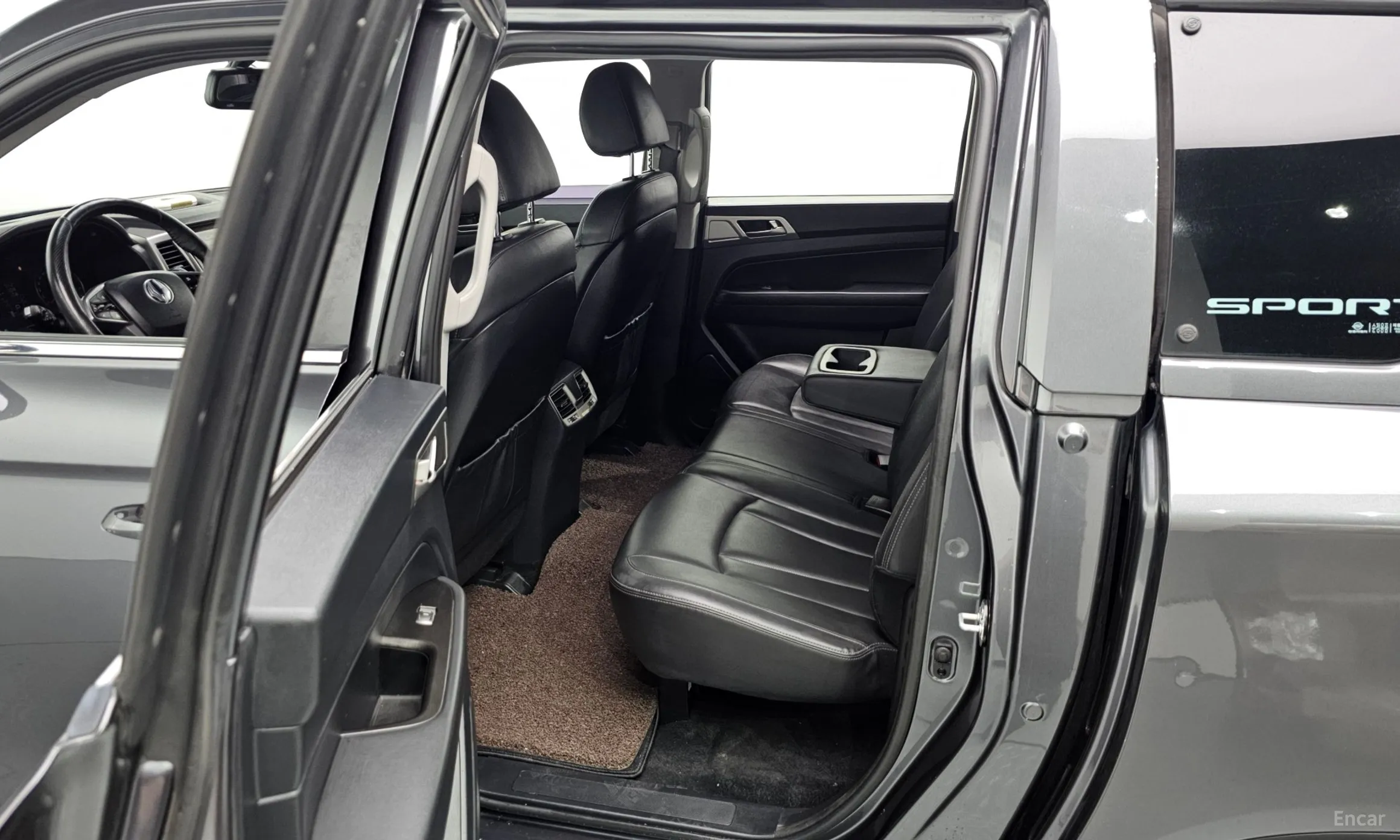 KG Mobility (SsangYong) Rexton Sports превью 11