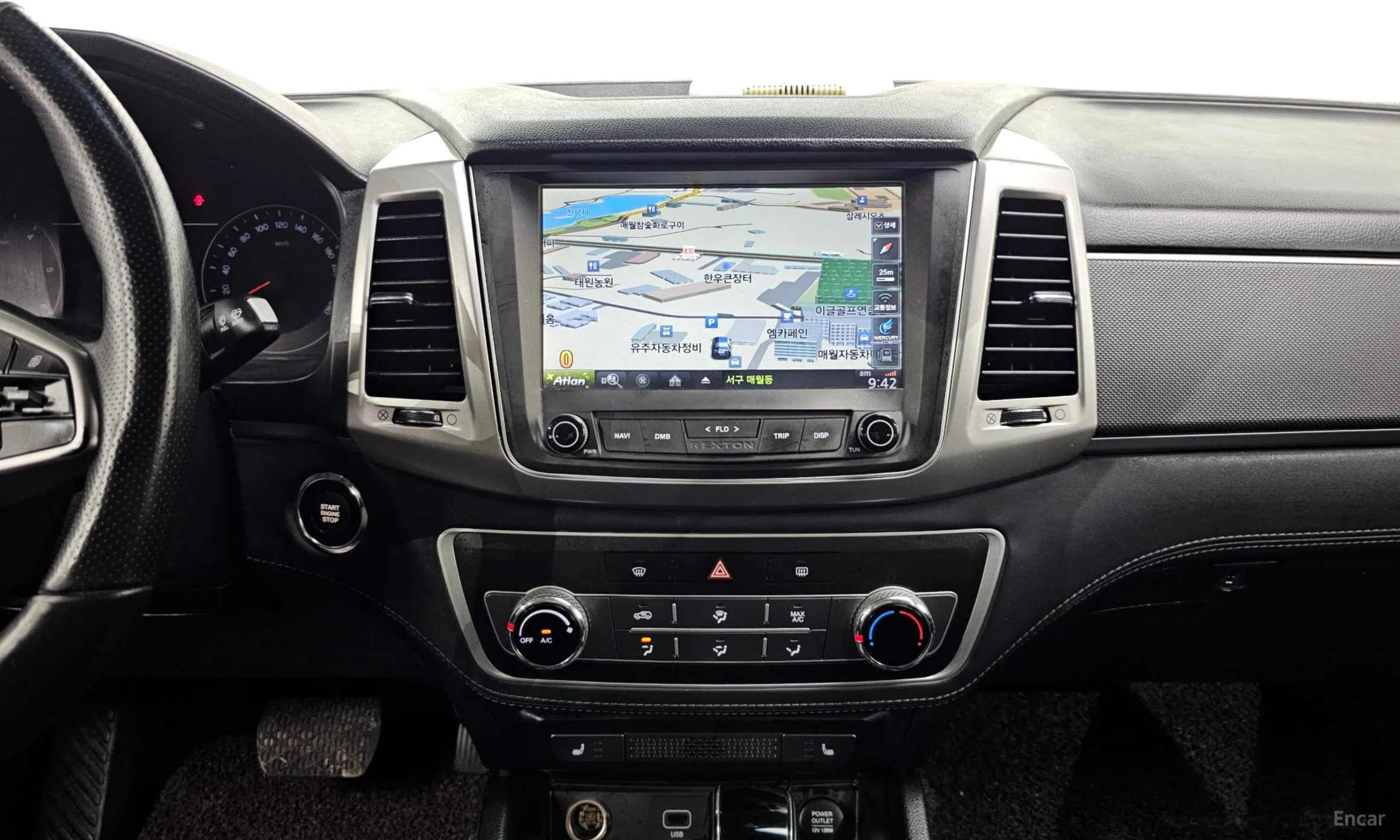 KG Mobility (SsangYong) Rexton Sports превью 12