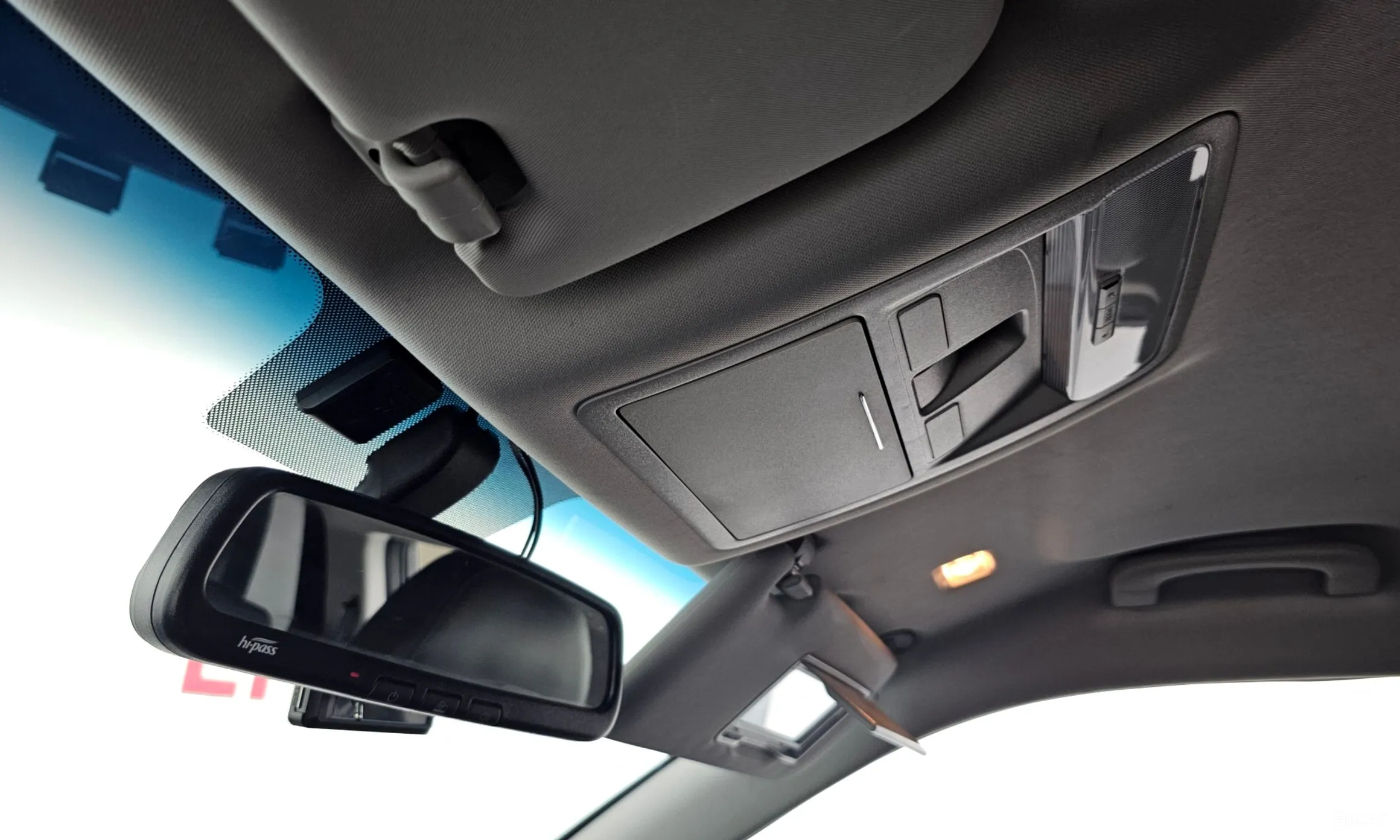 KG Mobility (SsangYong) Rexton Sports превью 18