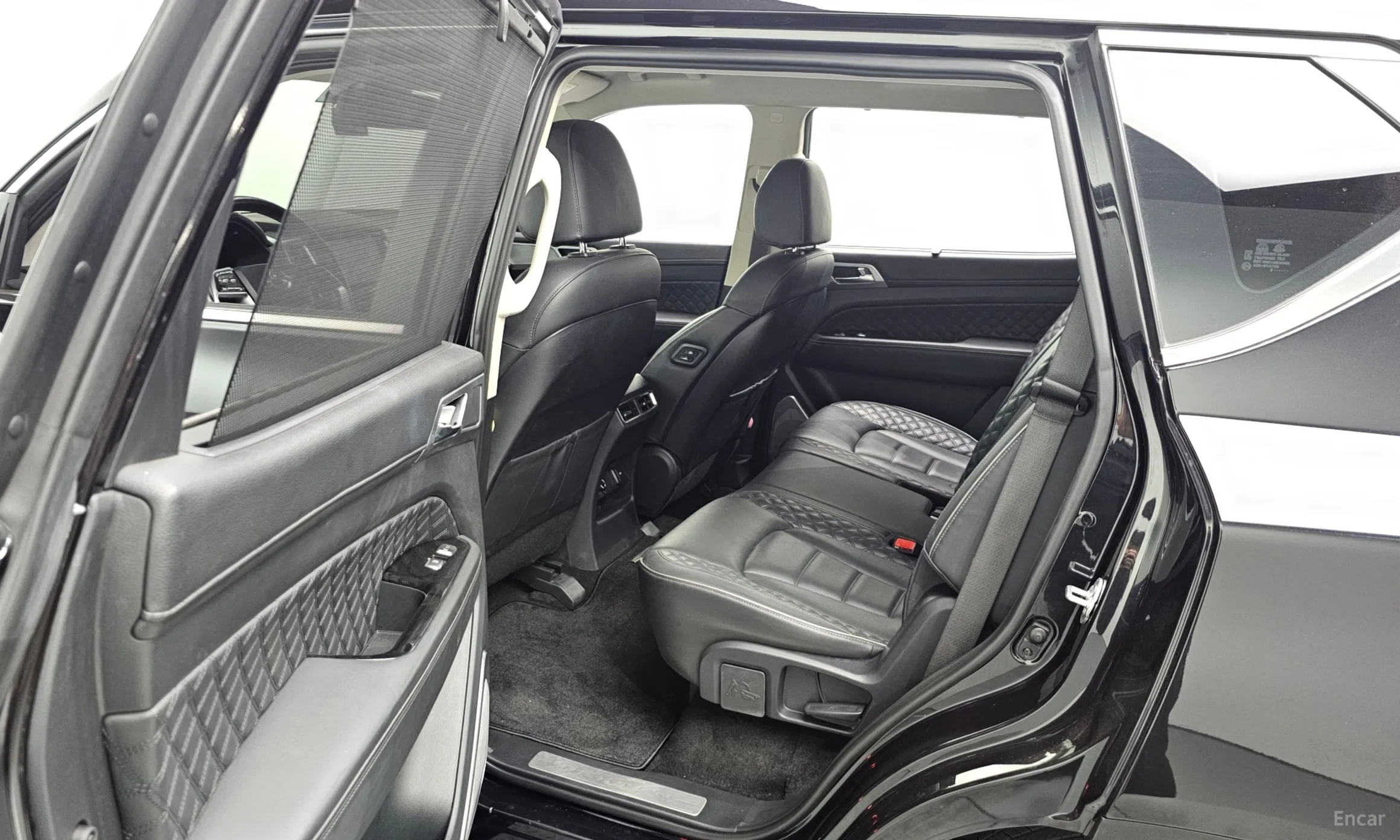 KG Mobility (SsangYong) Rexton превью 11