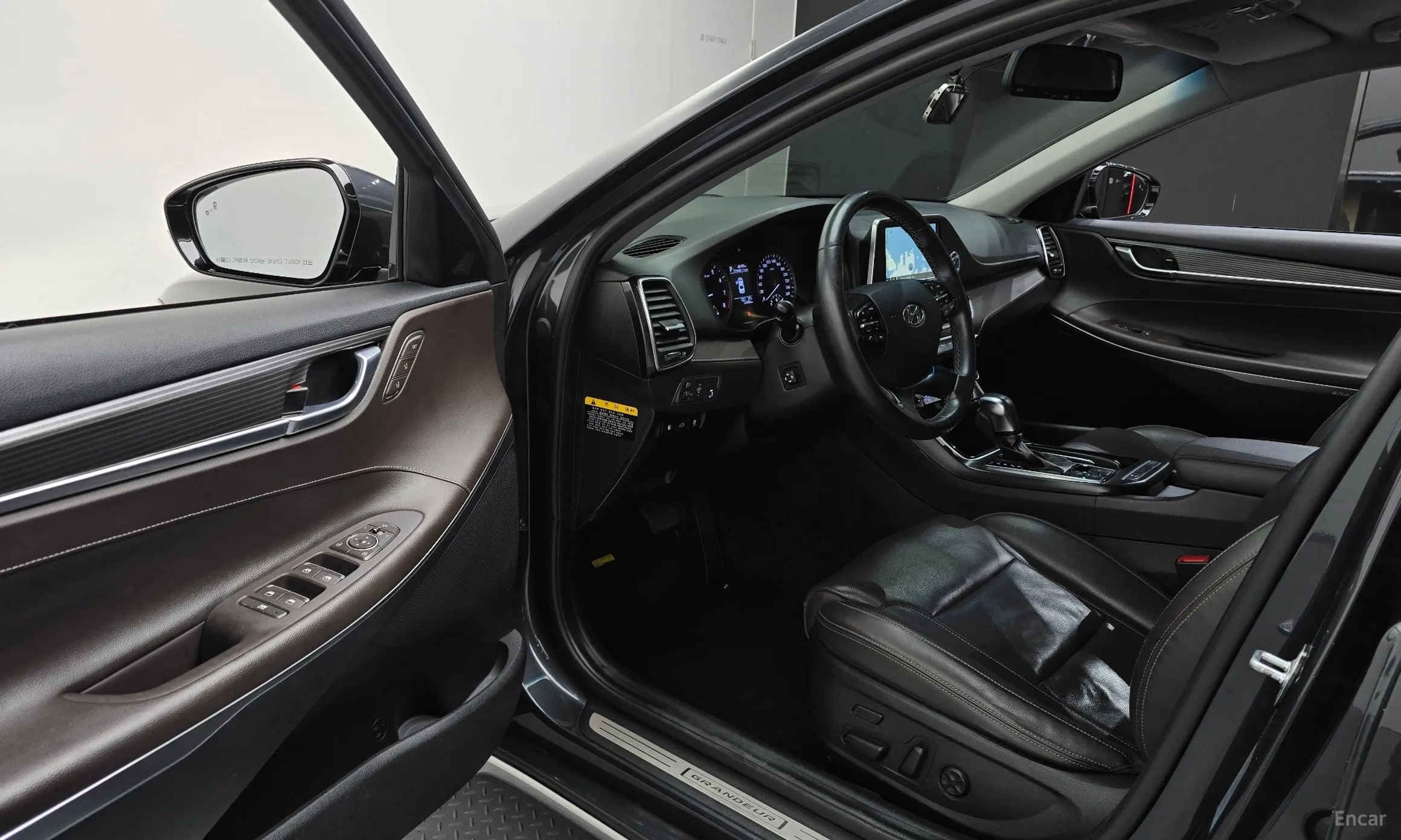 Hyundai Grandeur IG превью 10