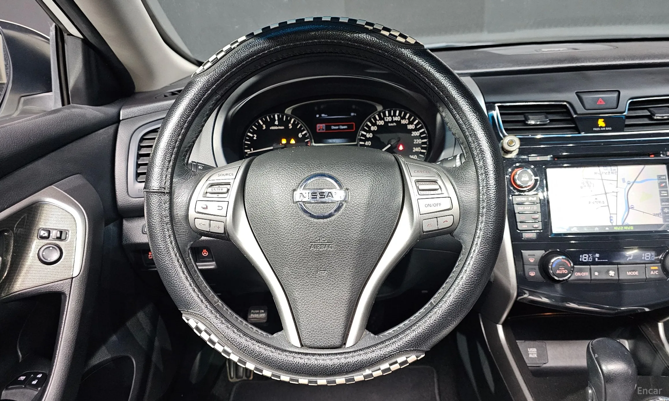Nissan Altima превью 13